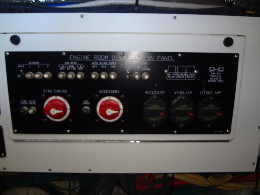 2021-cruisers-yachts-39-express-coupe-power-9330131-20250103084435685-1_XLARGE