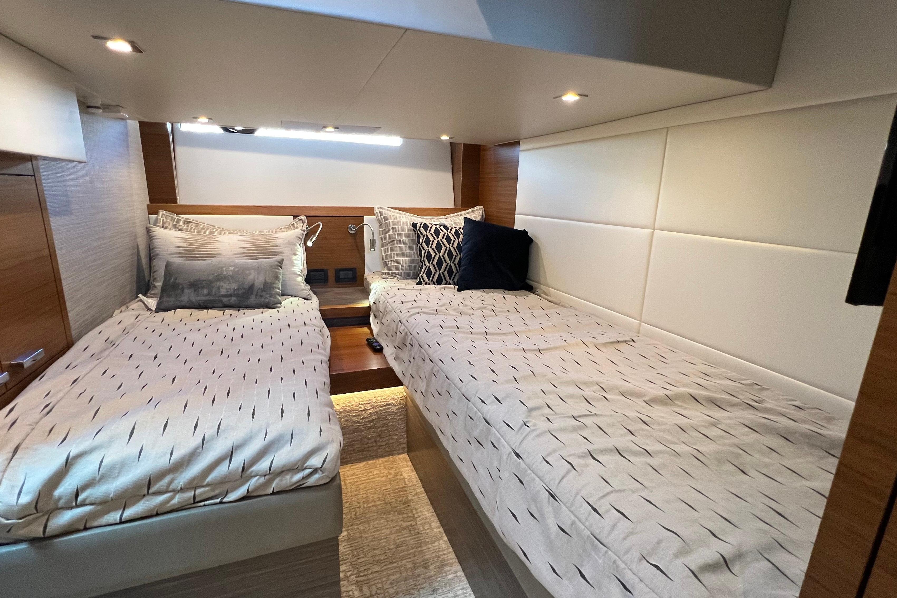 2020 Tiara Yachts 45 