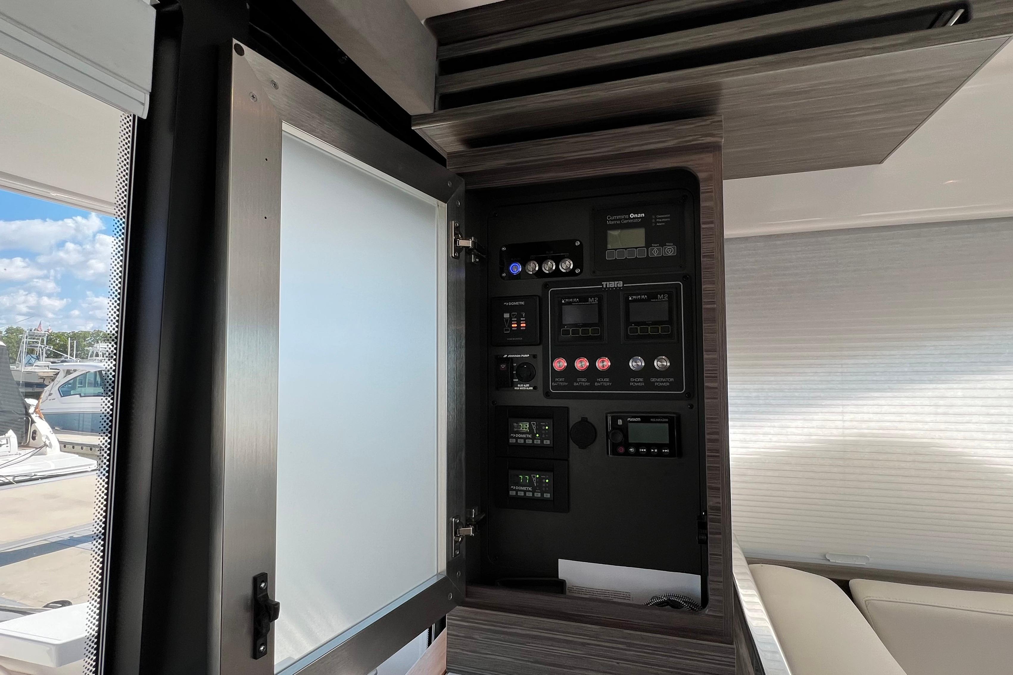 2020 Tiara Yachts 45 