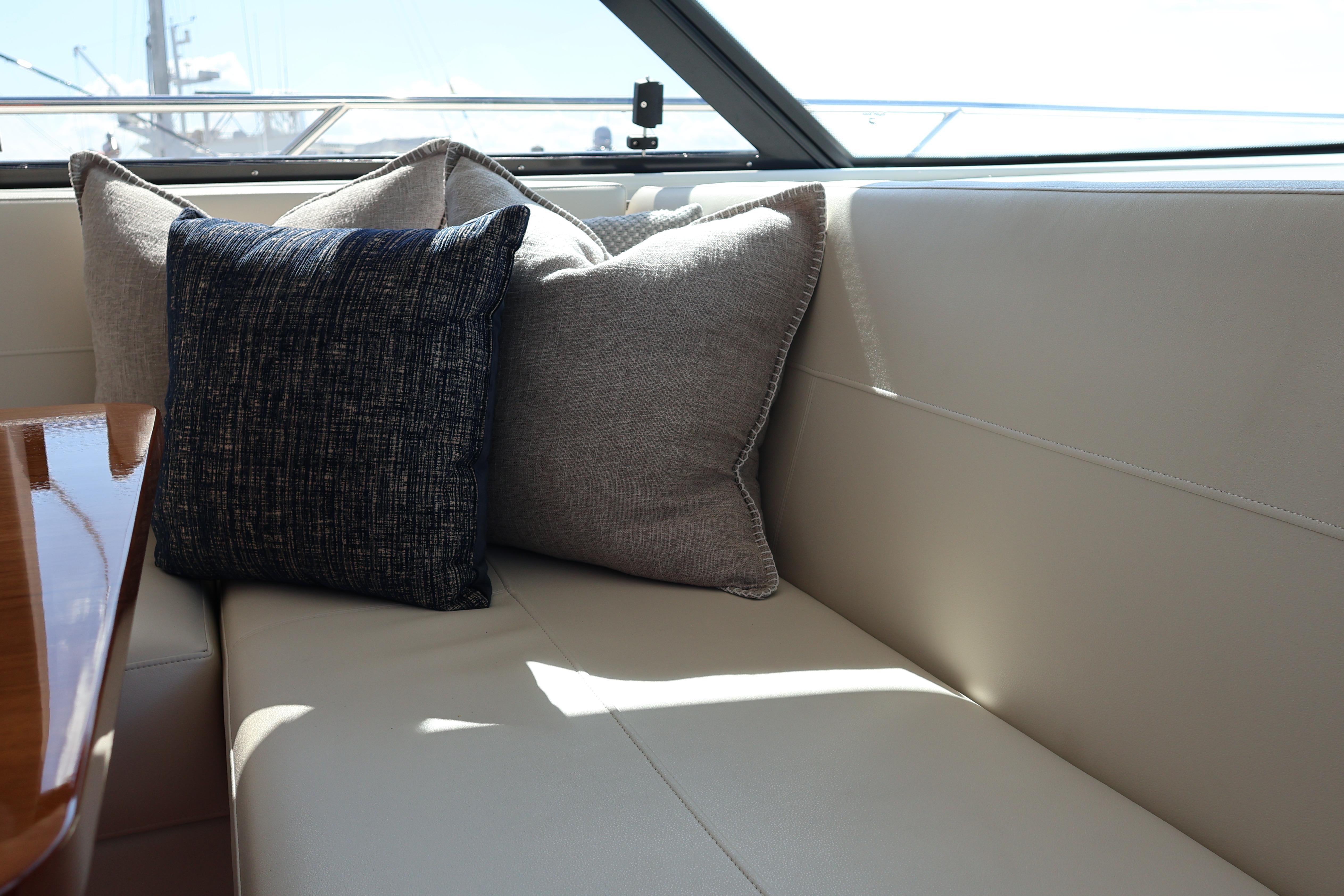 2020 Tiara Yachts 45 