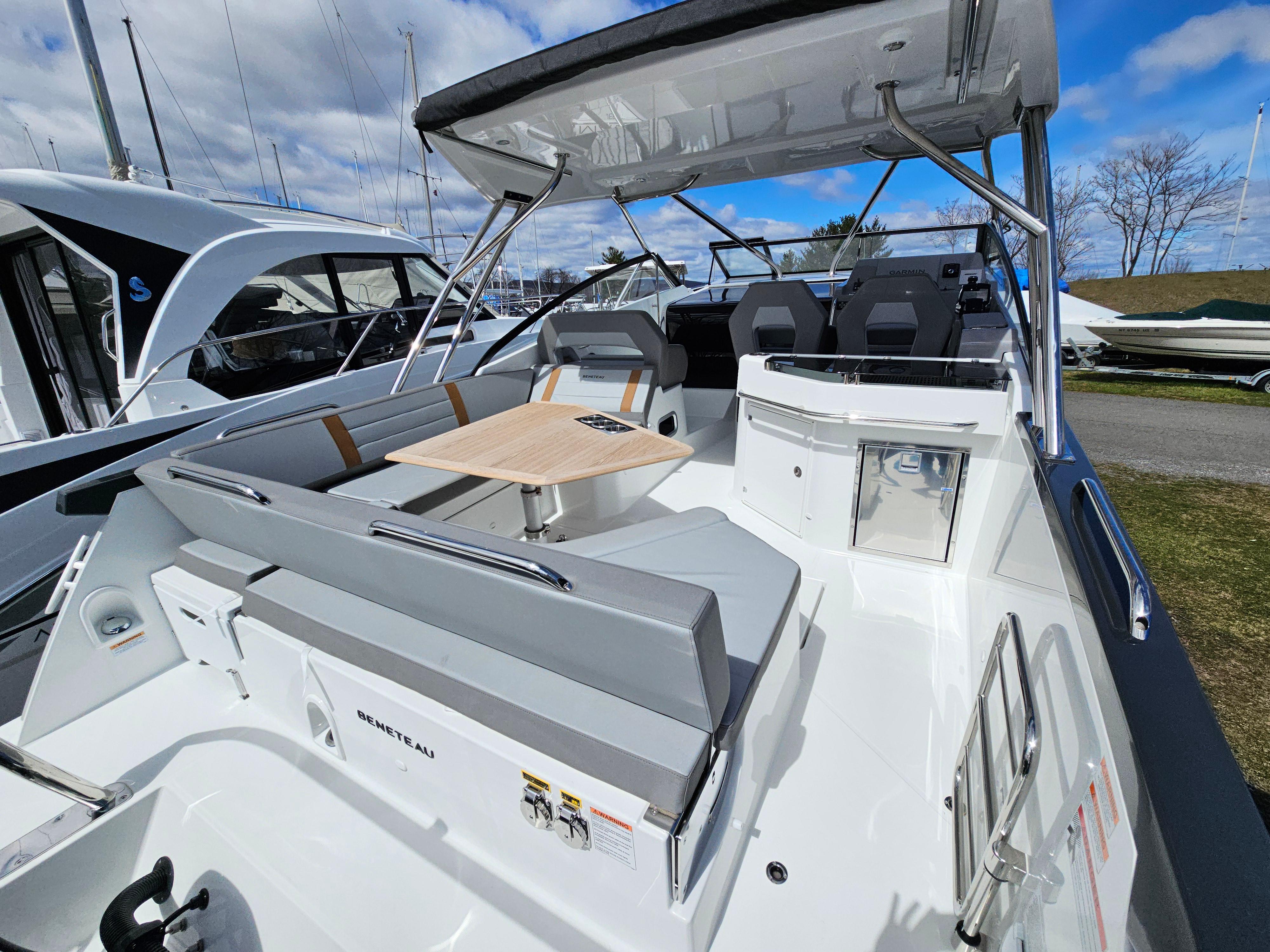 Yacht Photos Pics