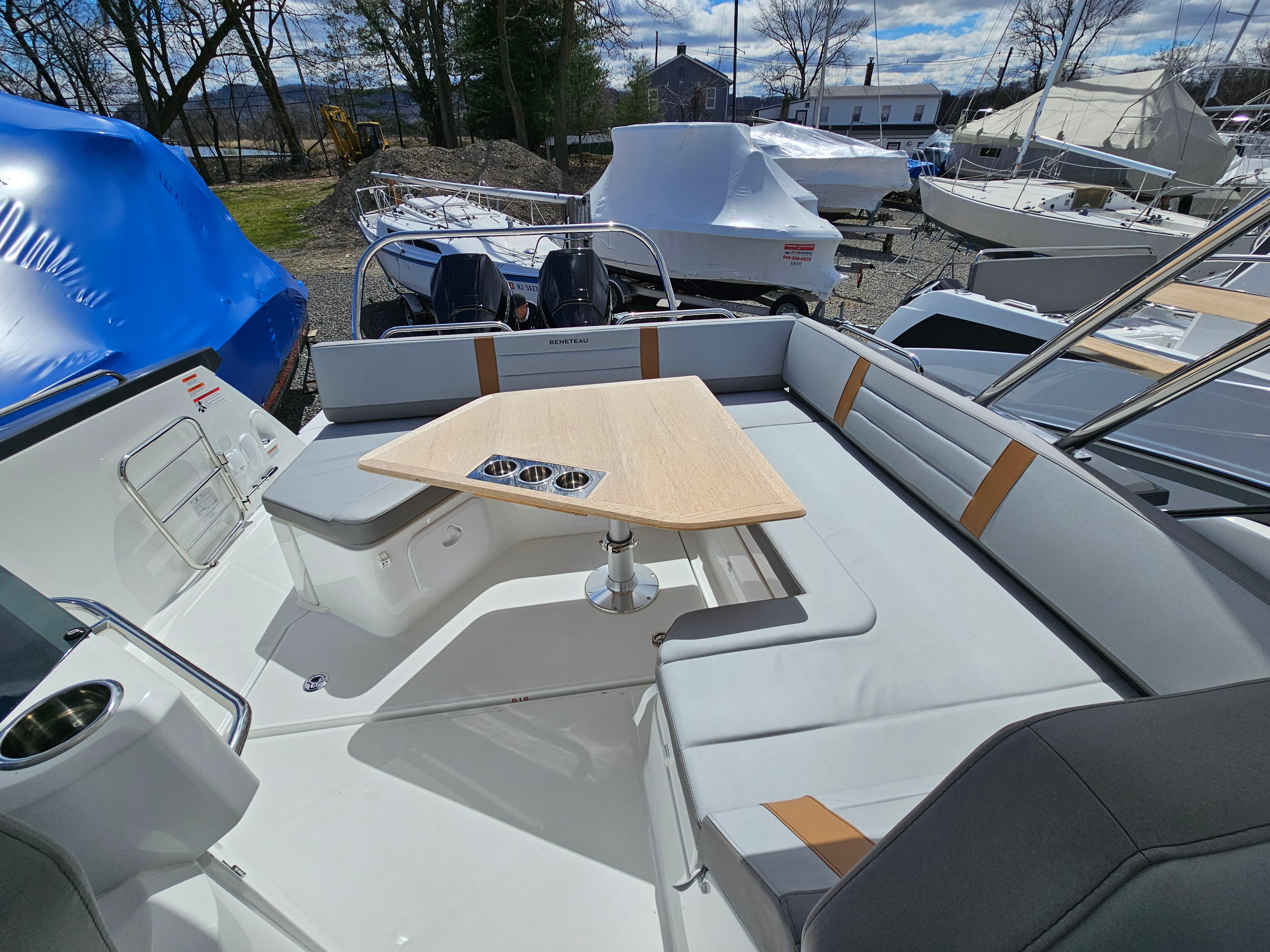 Yacht Photos Pics