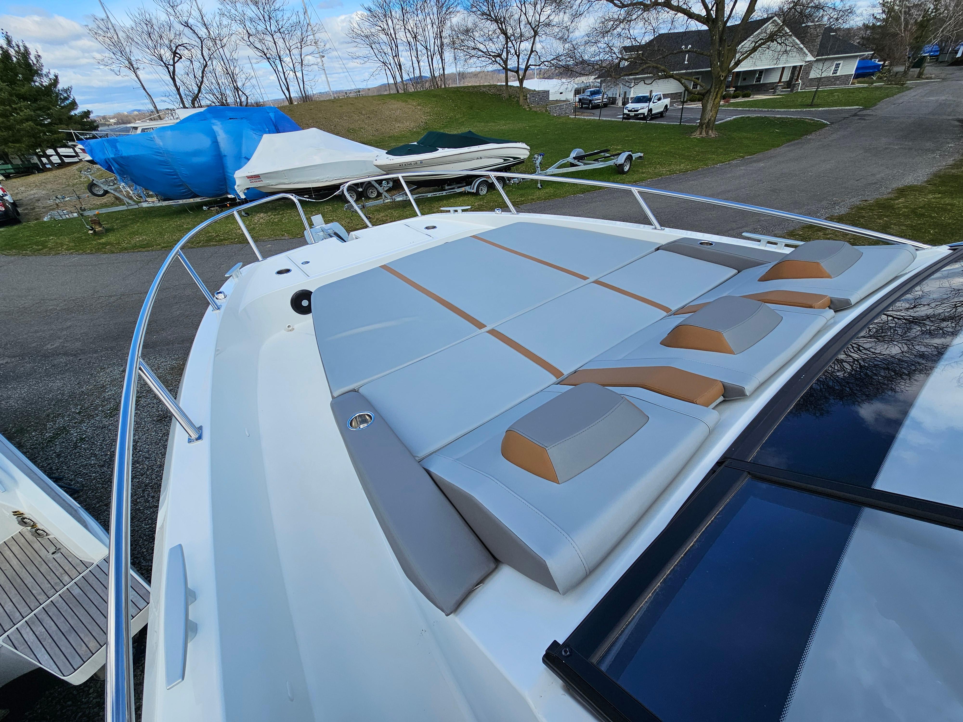 Yacht Photos Pics