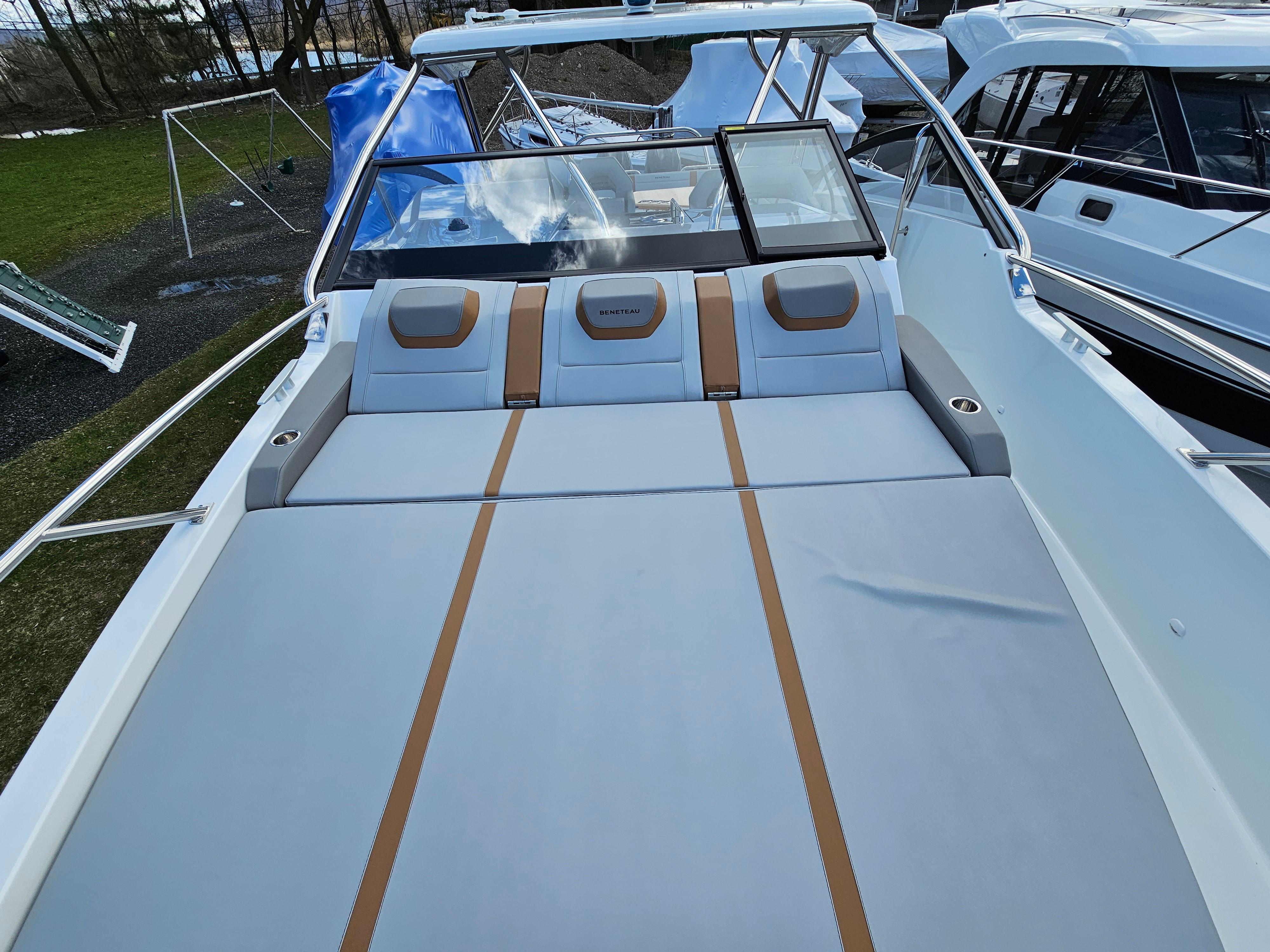 Yacht Photos Pics
