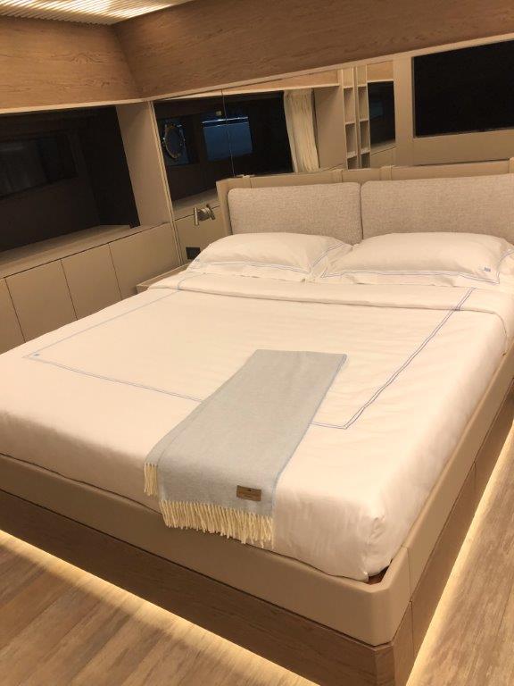 2021 Ferretti Yachts 92 
