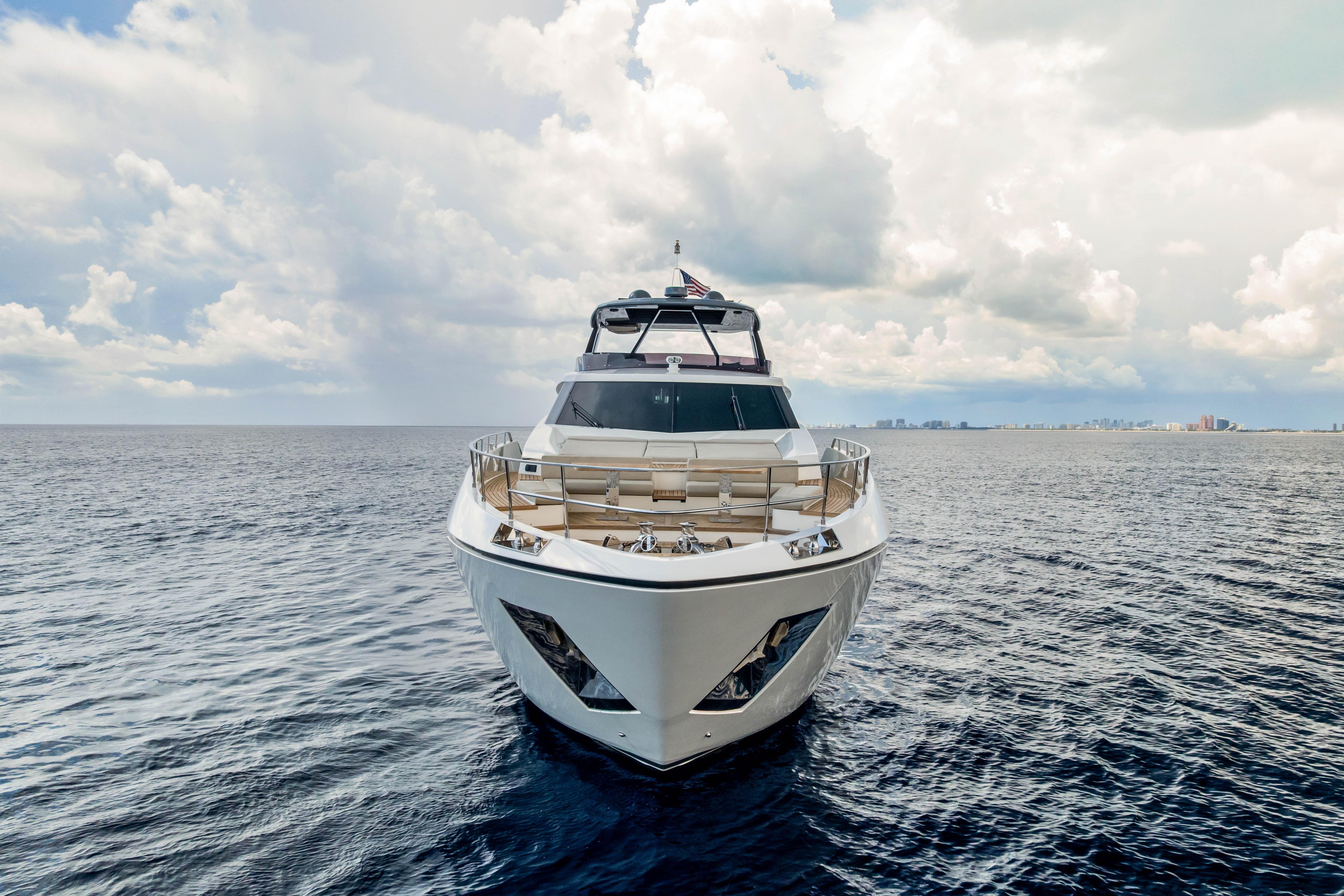 2021 Ferretti Yachts 92 