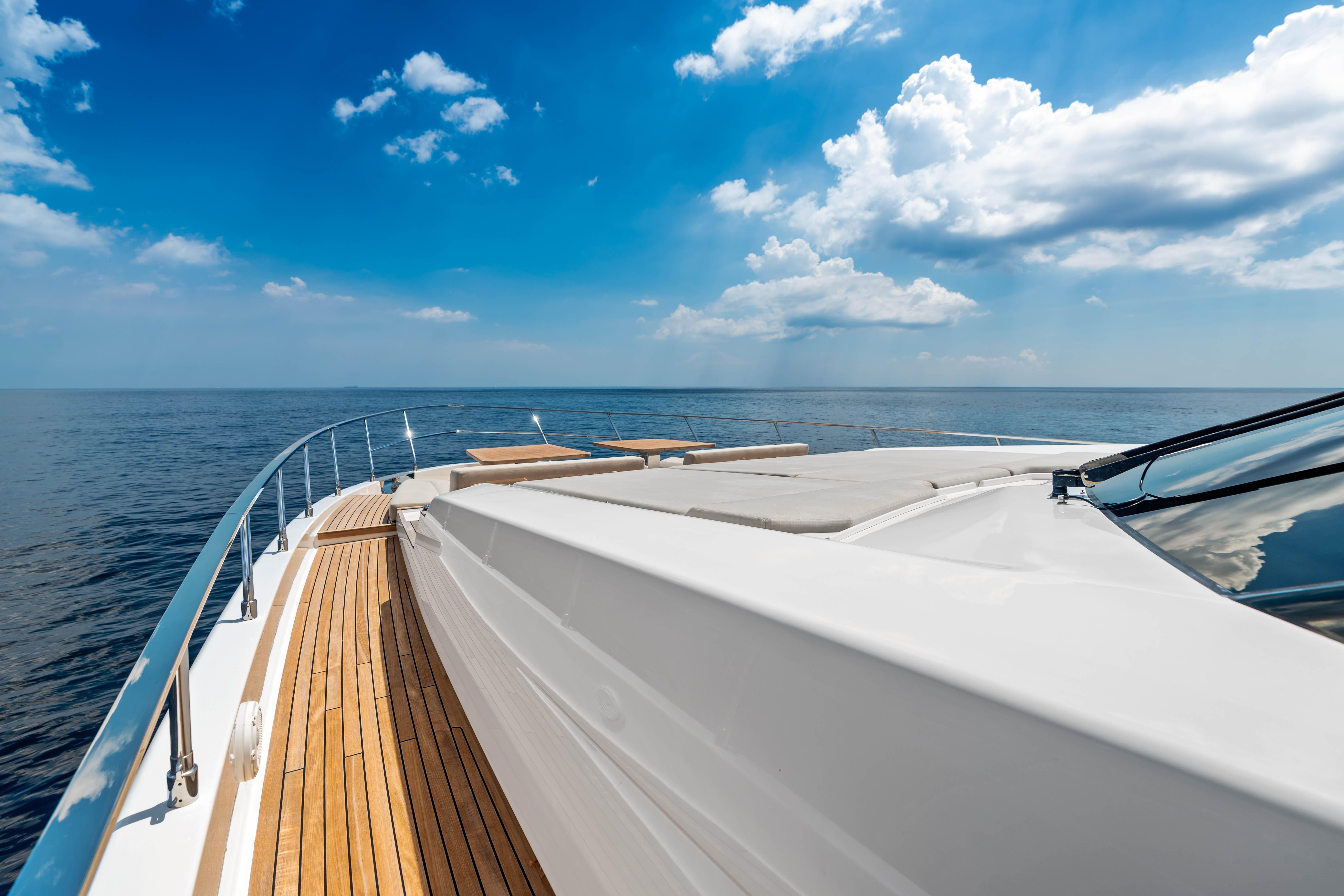 2021 Ferretti Yachts 92 