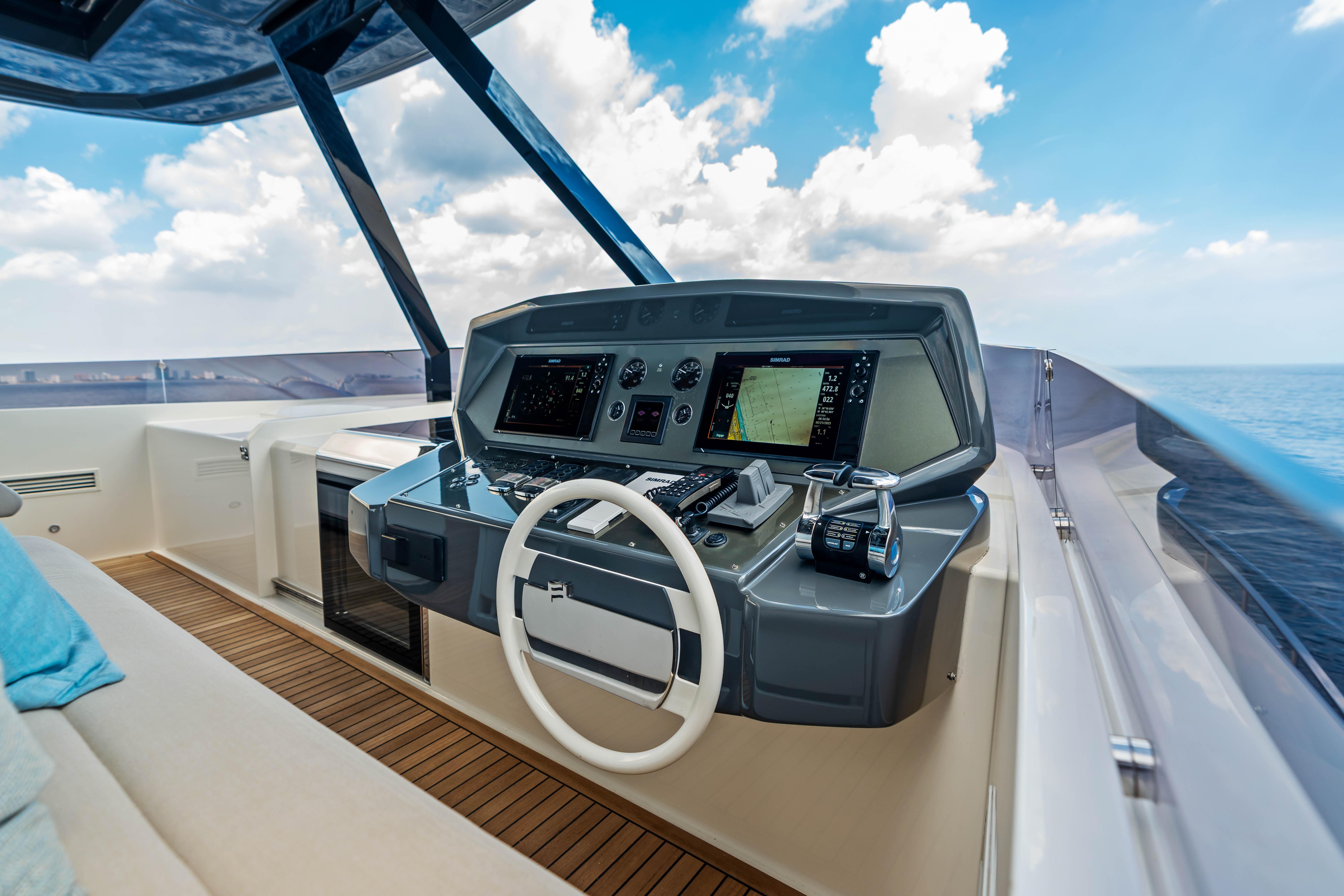 2021 Ferretti Yachts 92 