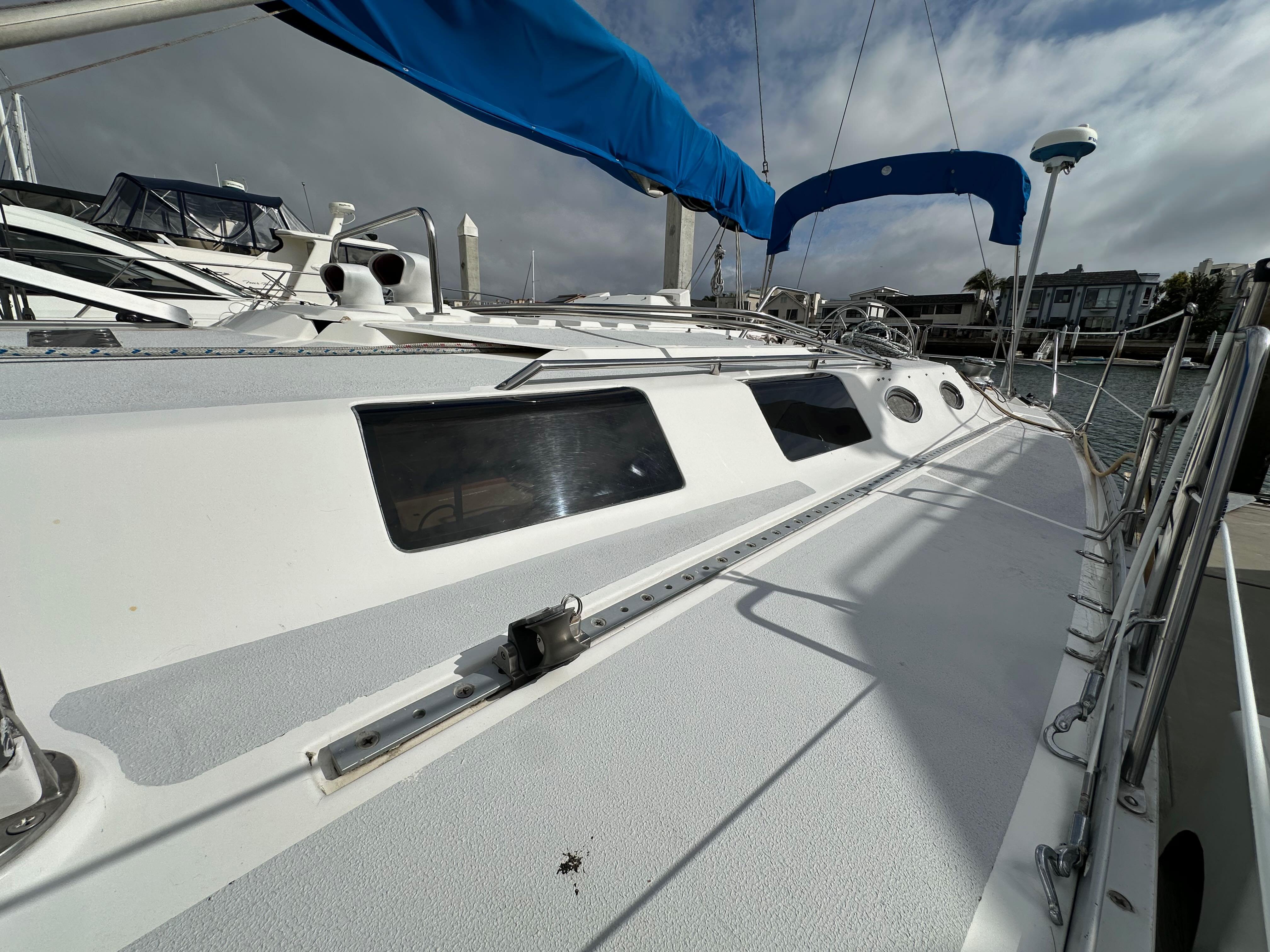 Image [7] of 1987 Hunter Legend 45