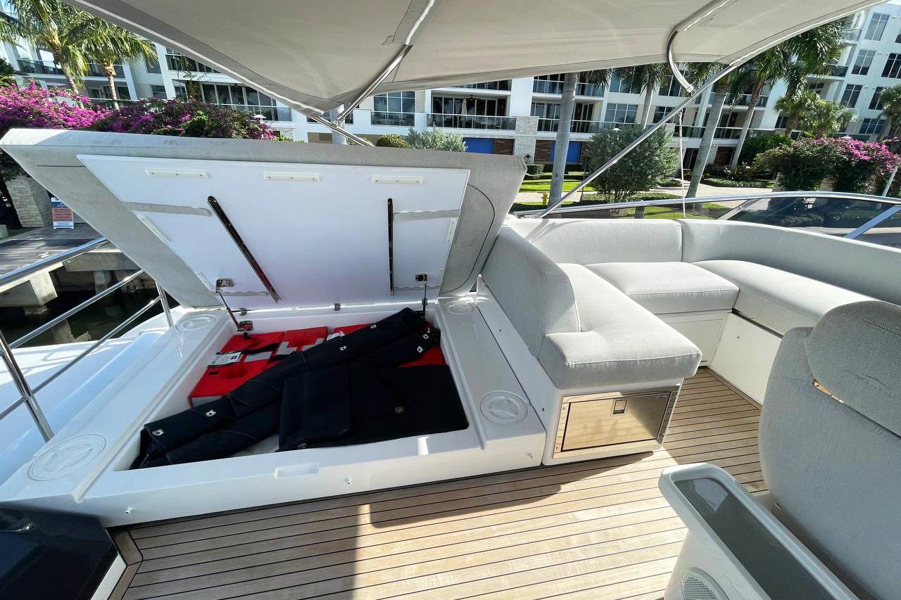 2020 Azimut 70 