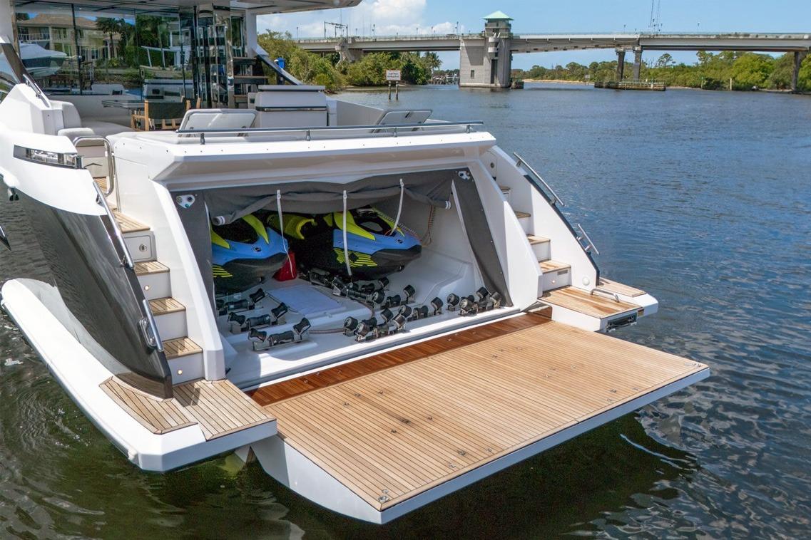 2020 Azimut 70 