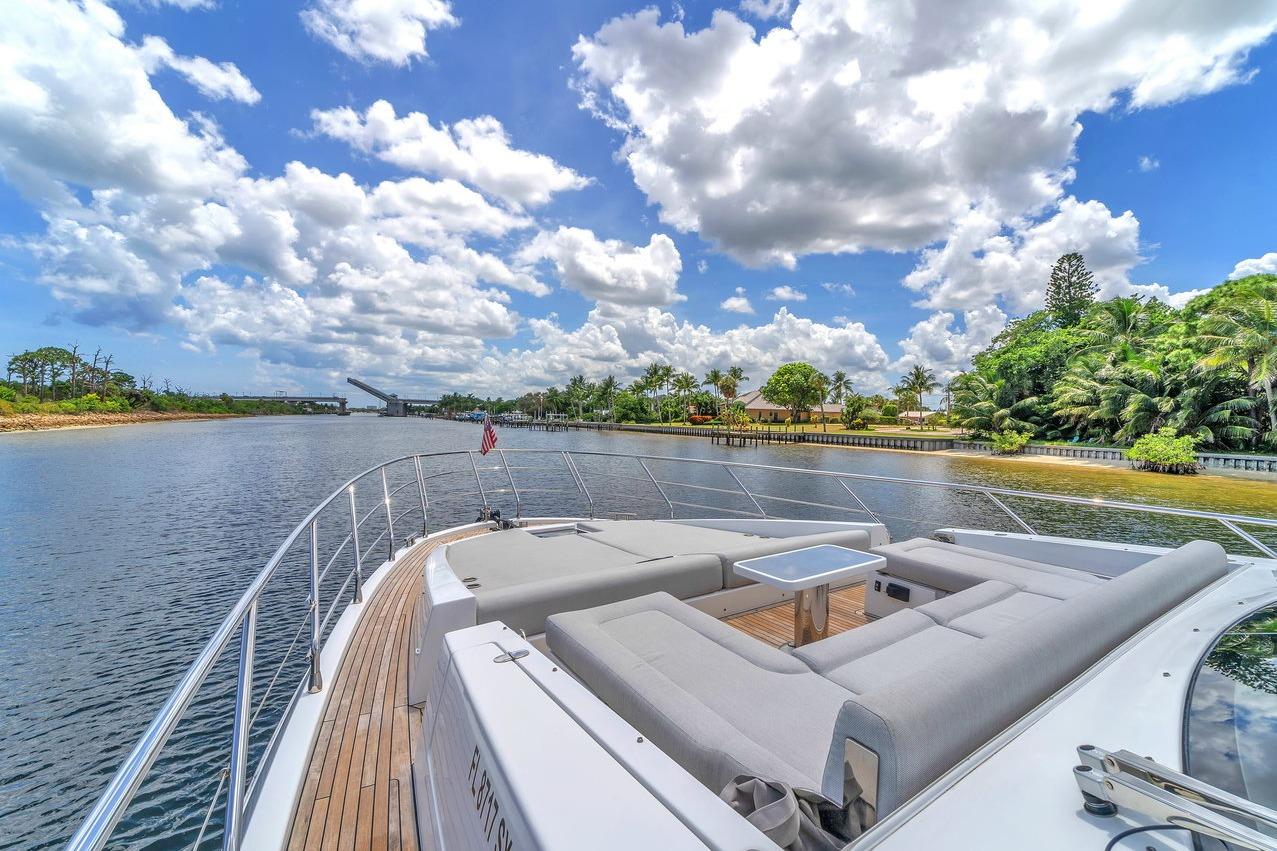 2020 Azimut 70 