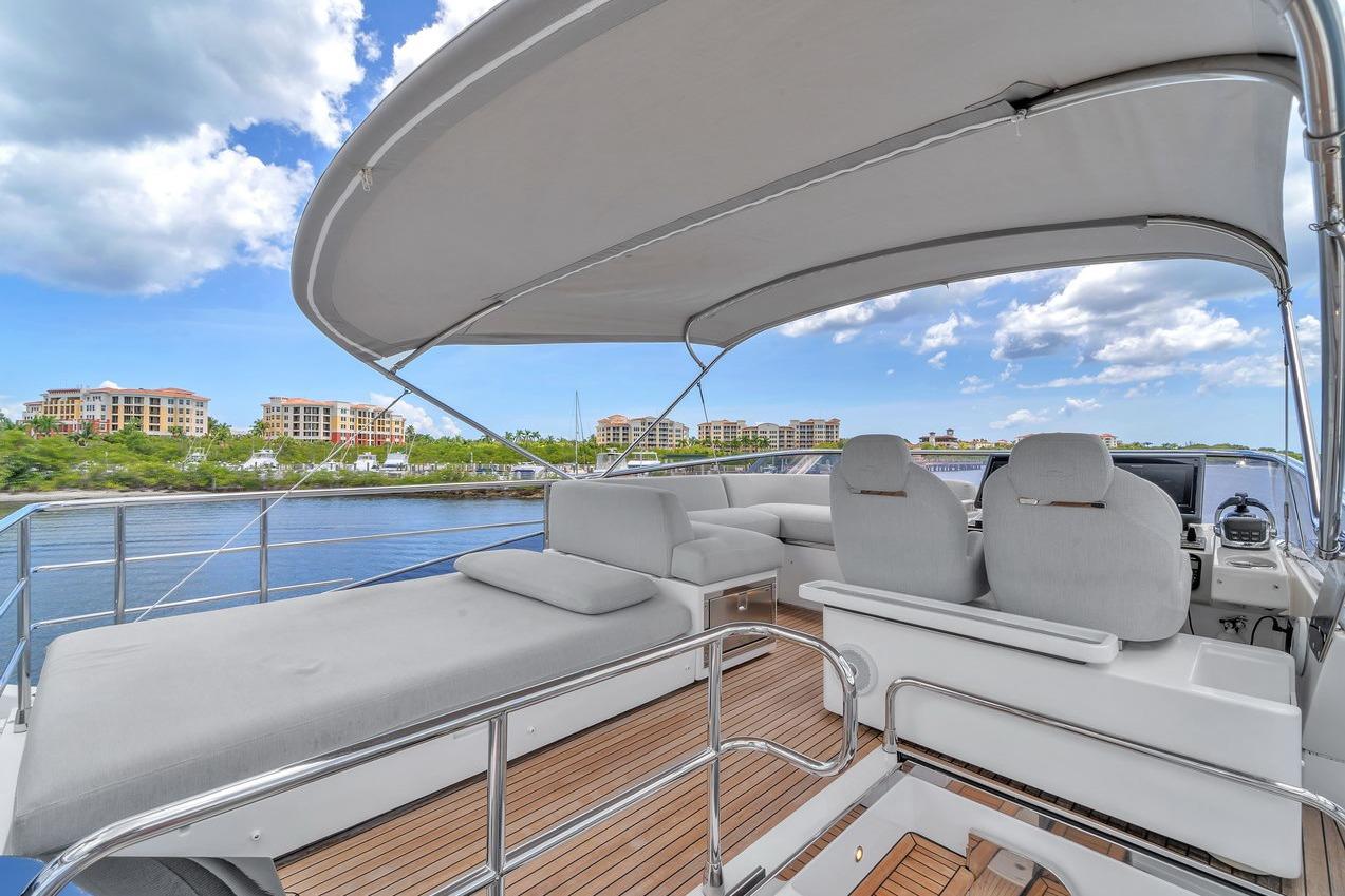 2020 Azimut 70 