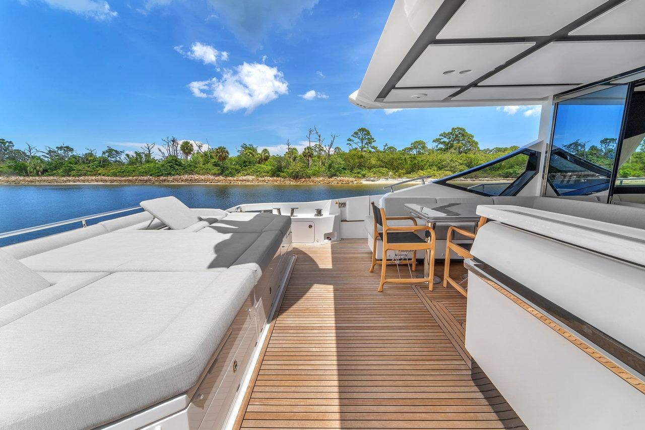 2020 Azimut 70 