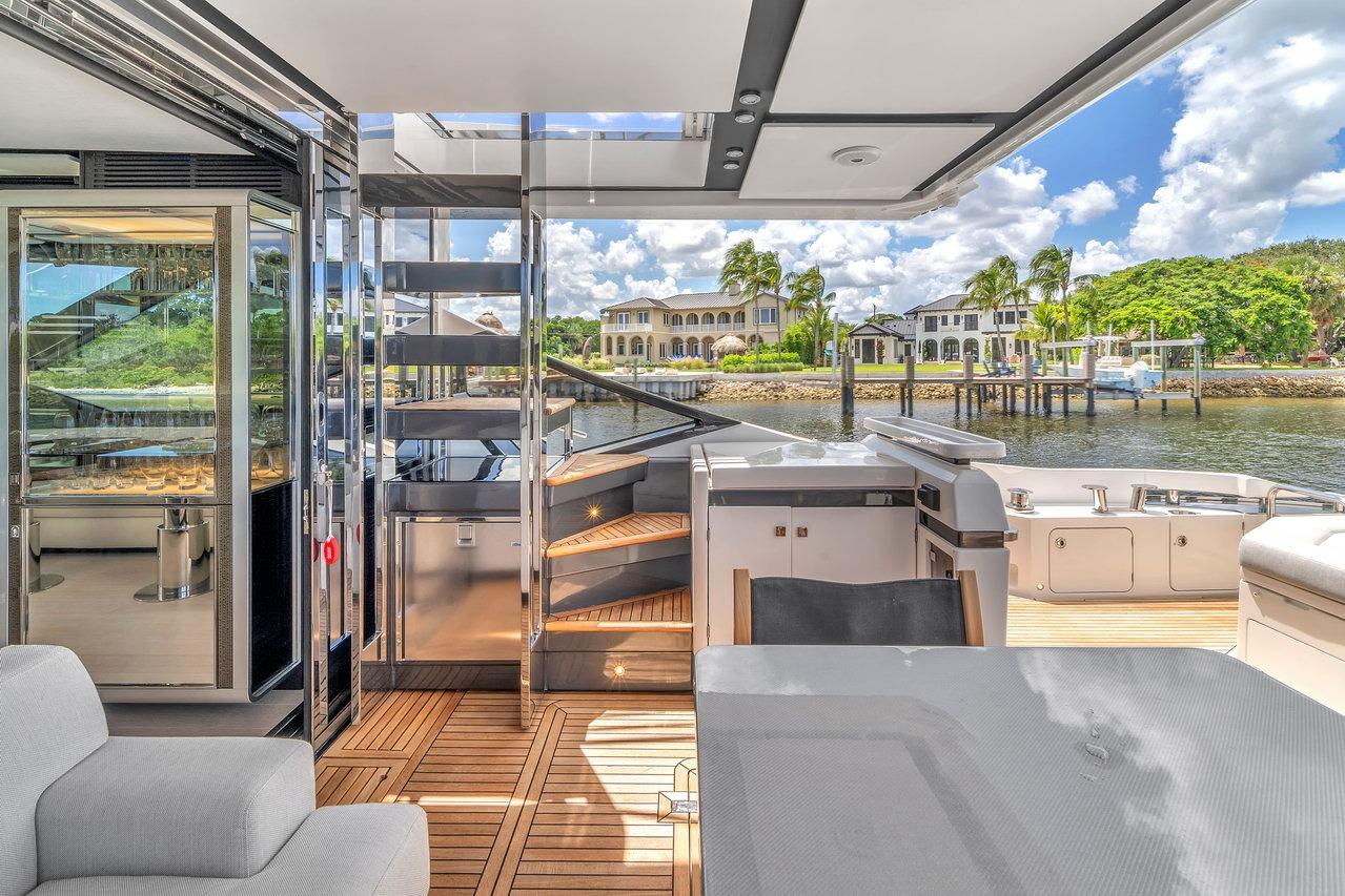 2020 Azimut 70 