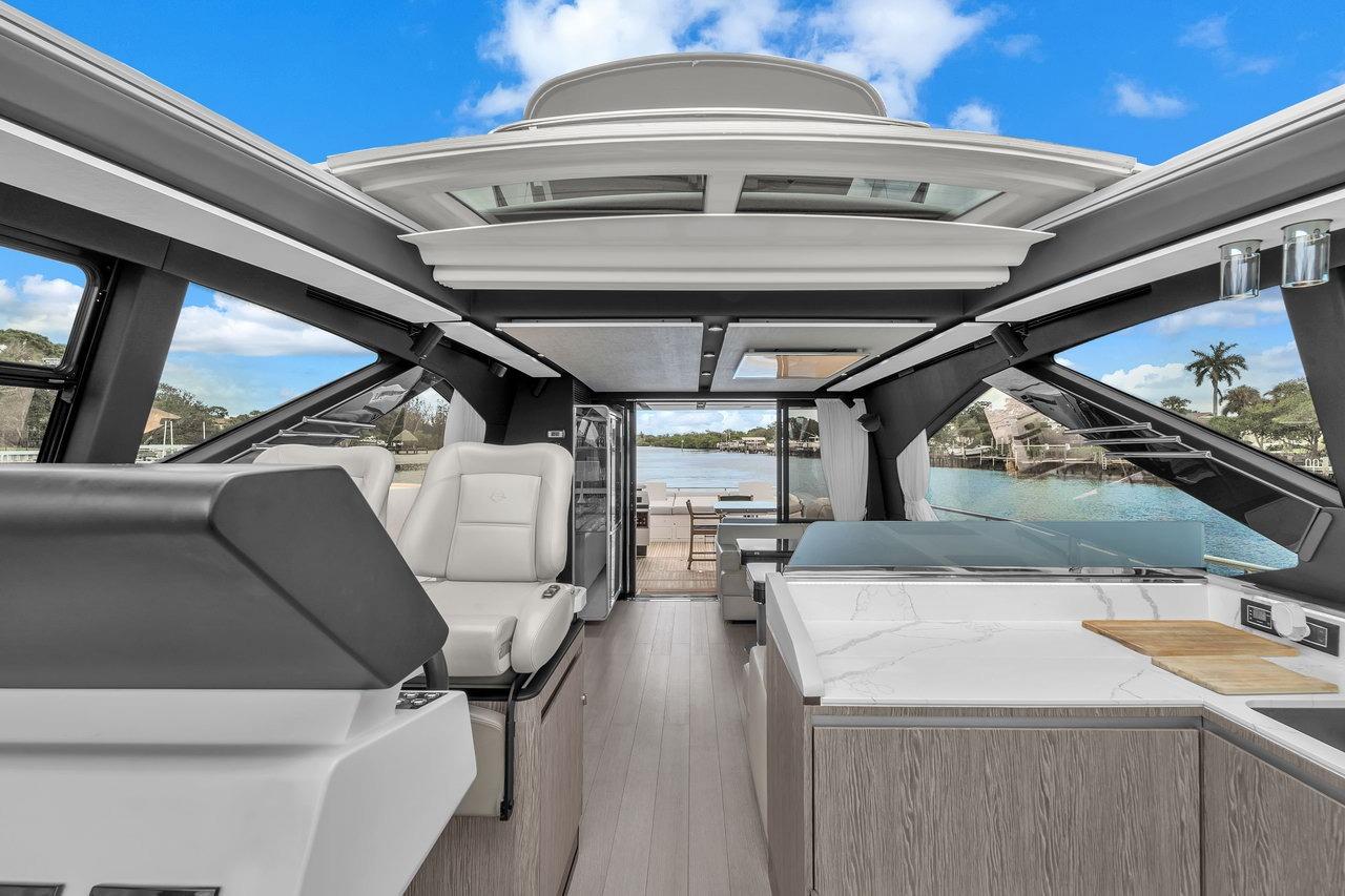 2020 Azimut 70 