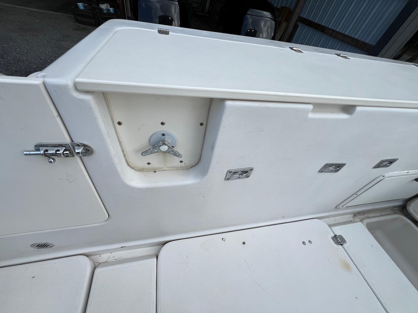 VA 10126 BH Knot 10 Yacht Sales