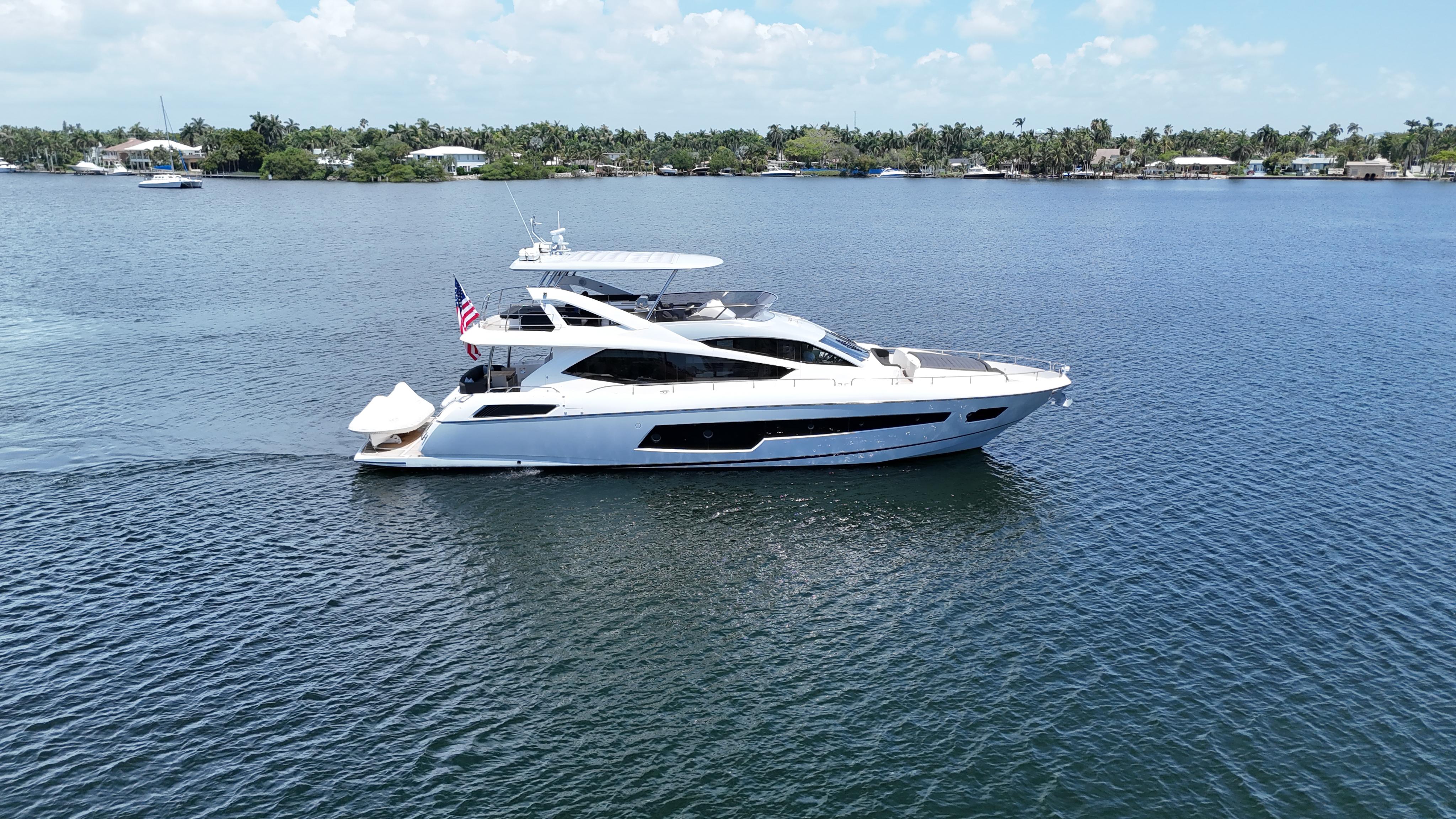 2017 Sunseeker 75 