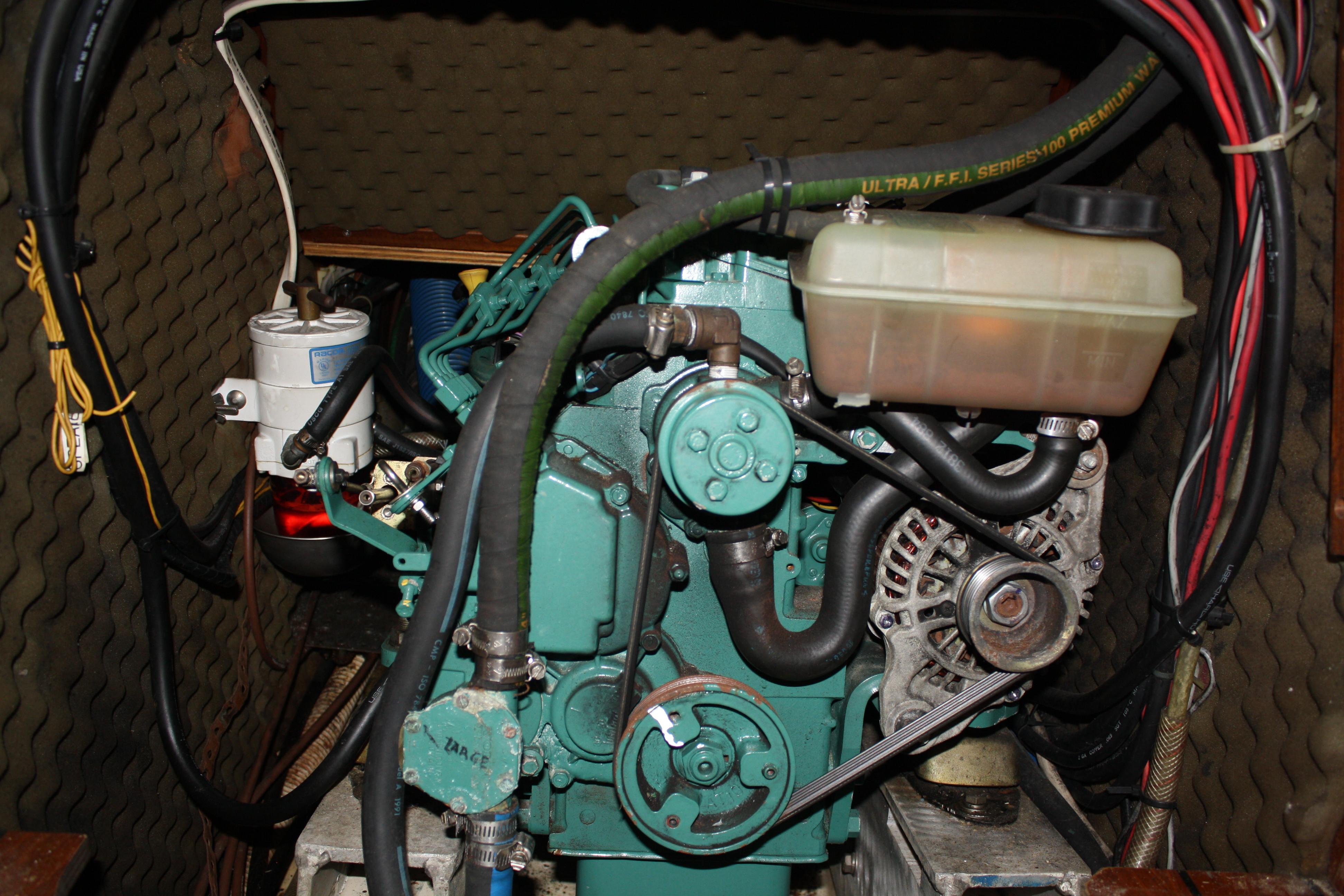The 2005 Volvo MD 40 is a work horse with low hours.