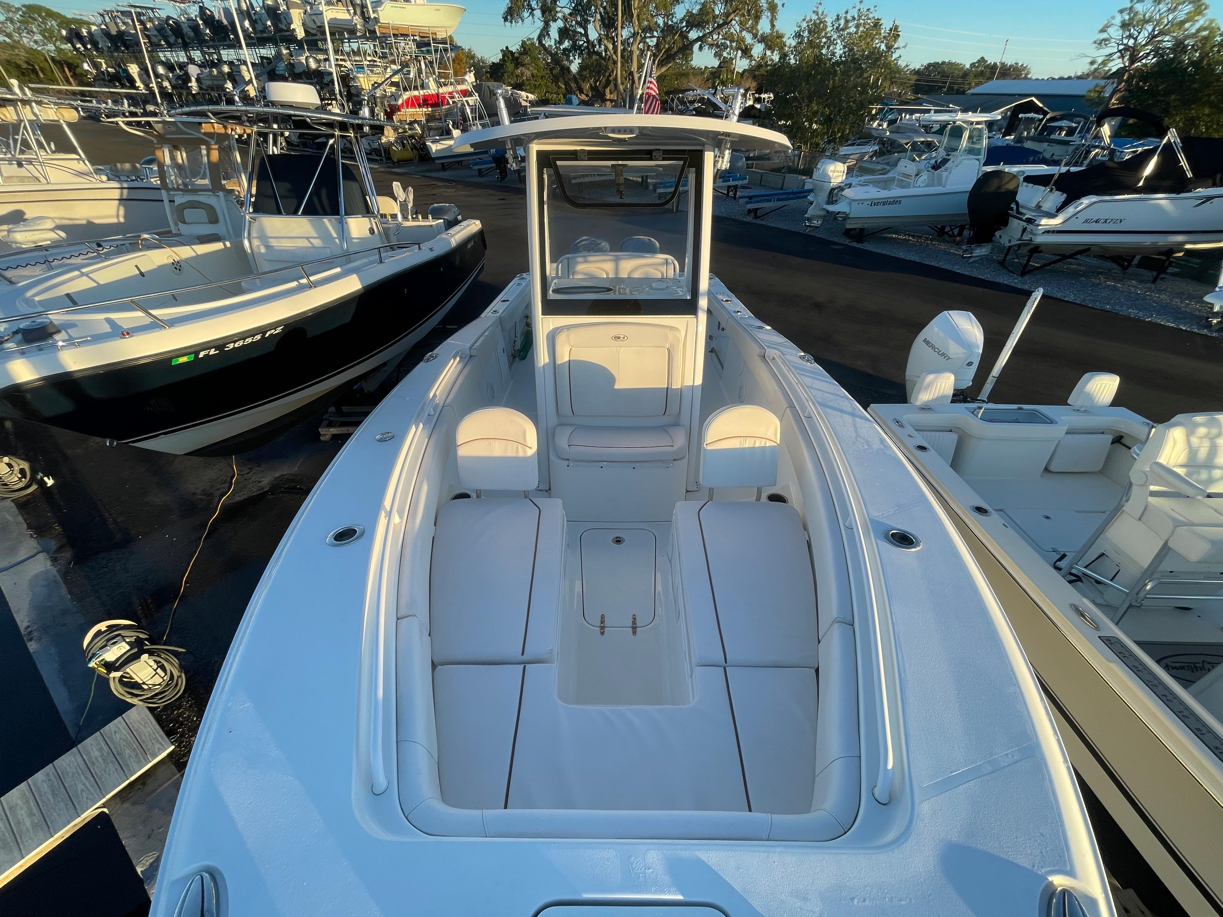 Yacht for Sale 27 Sea Hunt Yachts Dunedin, FL Denison Yacht Sales