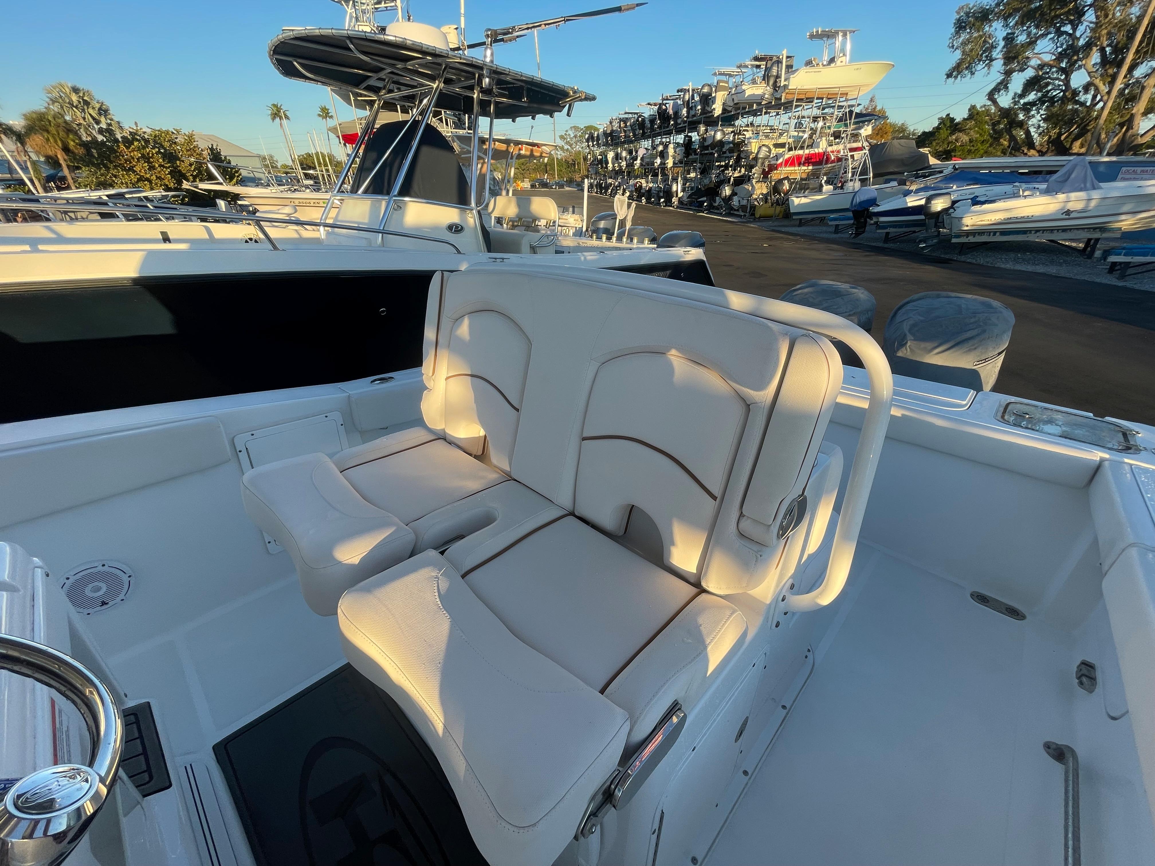 Yacht for Sale 27 Sea Hunt Yachts Dunedin, FL Denison Yacht Sales