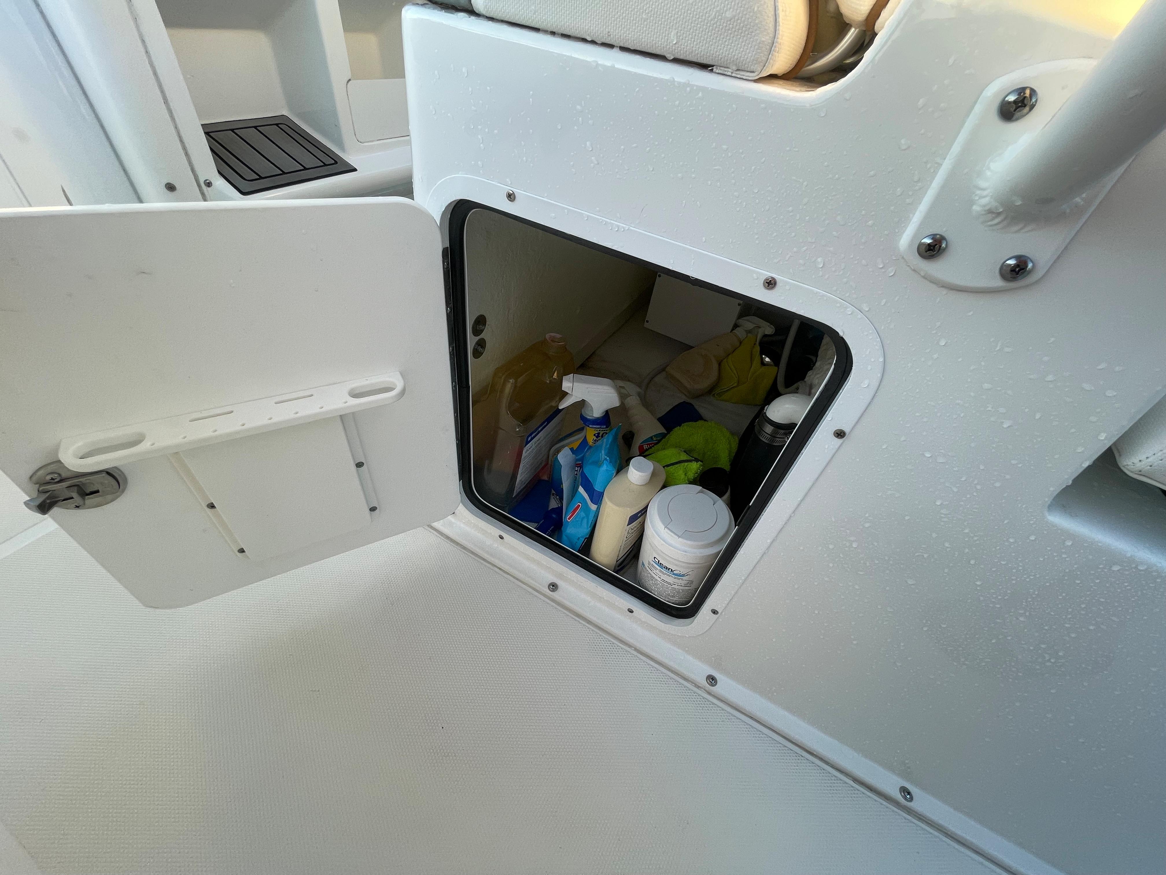 Yacht for Sale 27 Sea Hunt Yachts Dunedin, FL Denison Yacht Sales