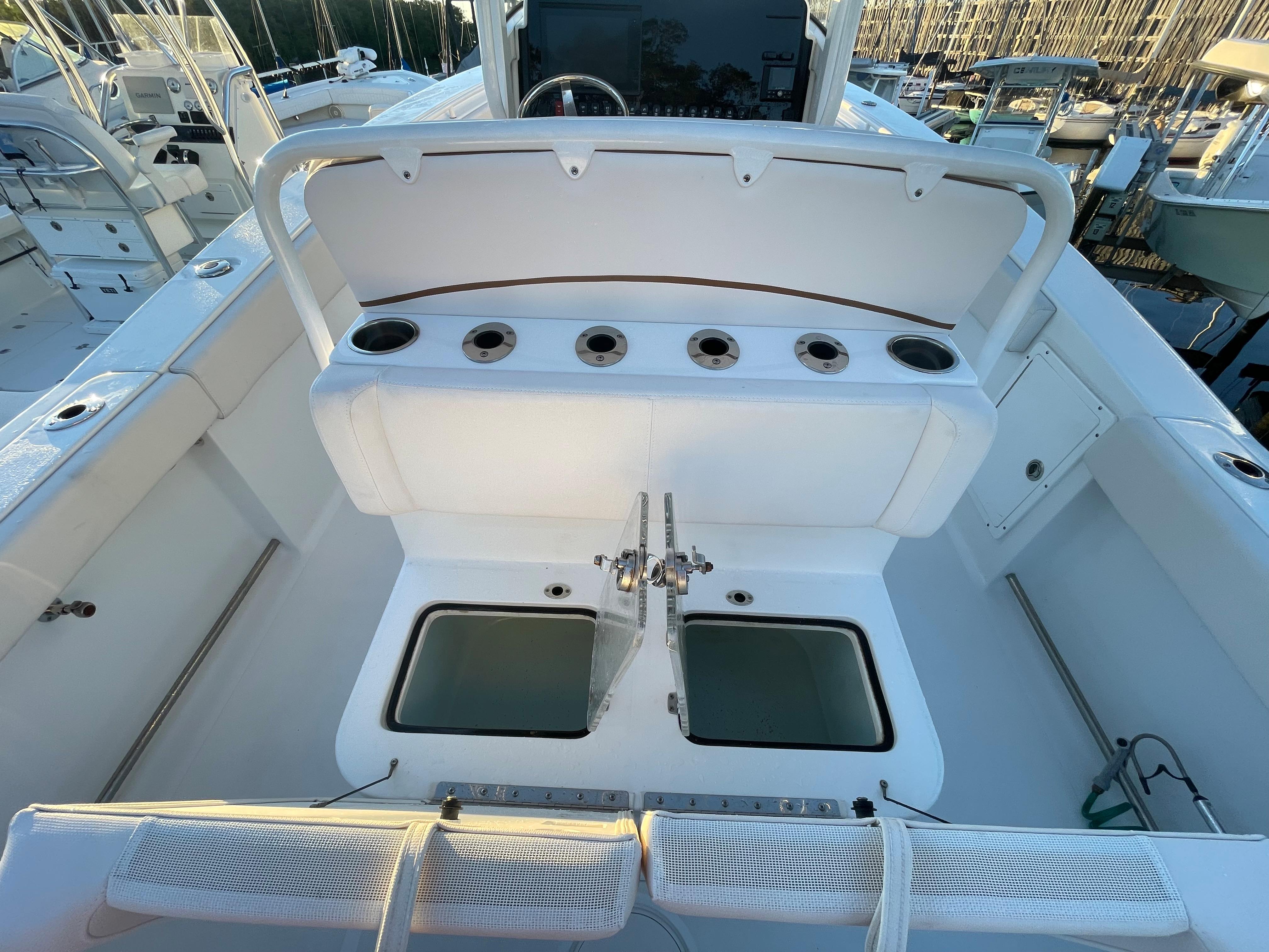 Yacht for Sale 27 Sea Hunt Yachts Dunedin, FL Denison Yacht Sales