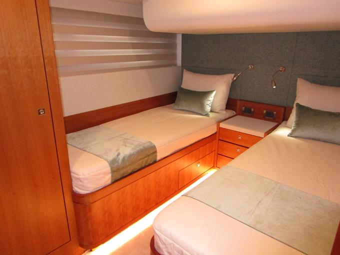 Stbd.Side Guest Cabin Looking Fwd.
