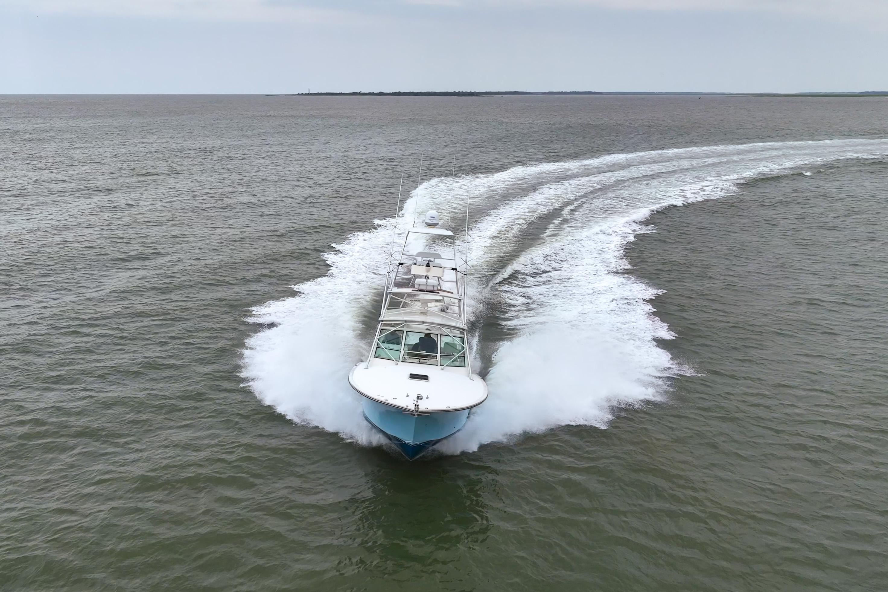 Carolina Classic 35 Double Eagle III - Exterior Profile
