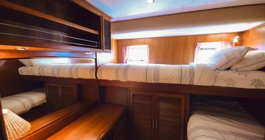 2005 Fleming 65 