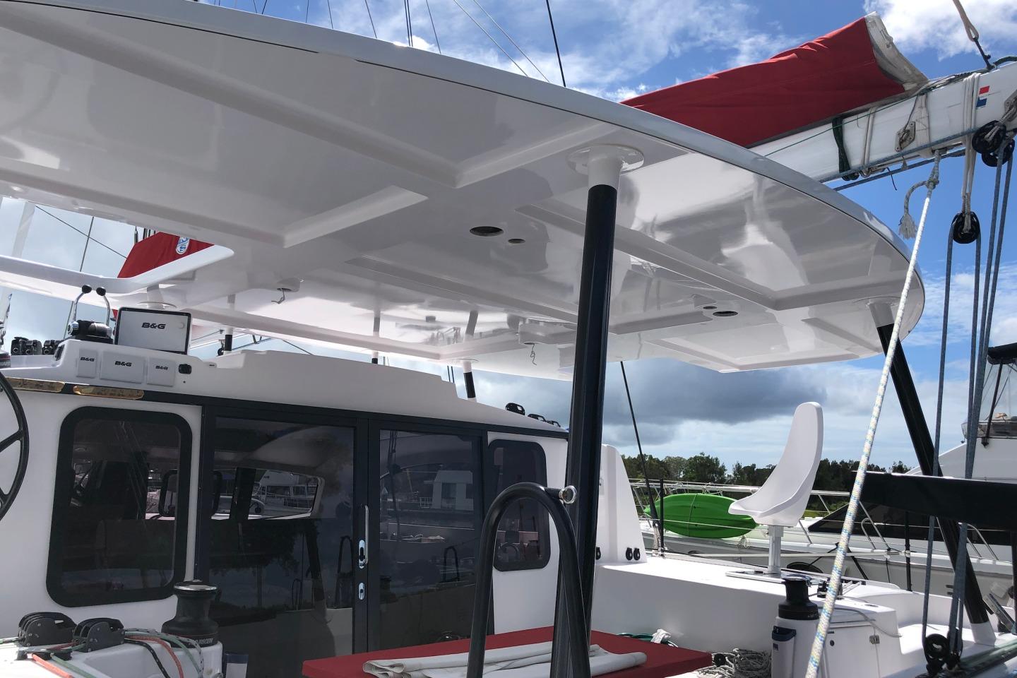 2019 Outremer 4X - image 8