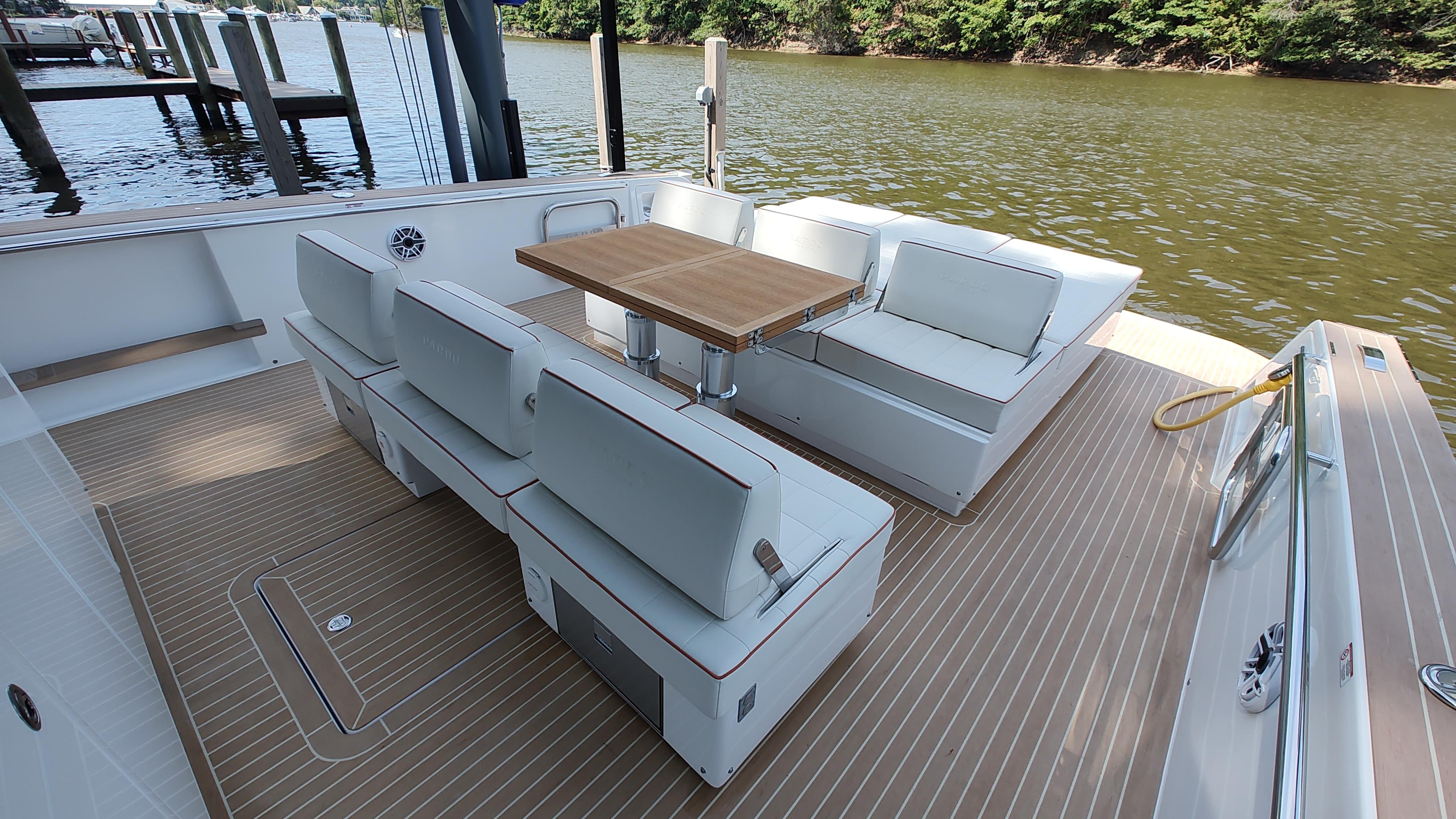 Pardo Yachts-P43 2023-NAUTI MATE MI-US-9500152 | Thumbnail
