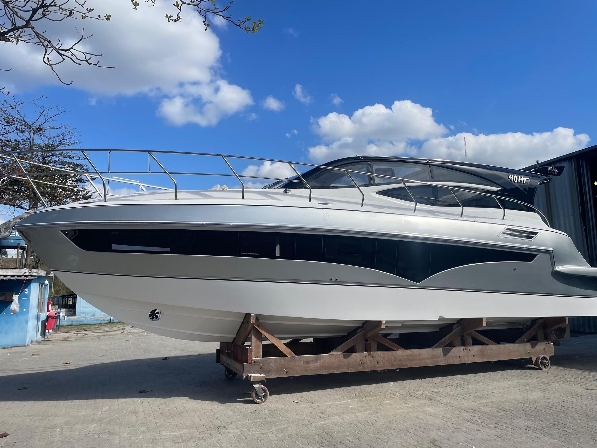 2025 Real 40 HT Luxury Jim Penix Yachts