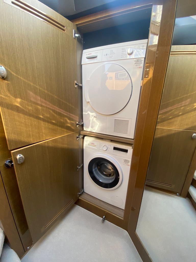 2017 Princess 60