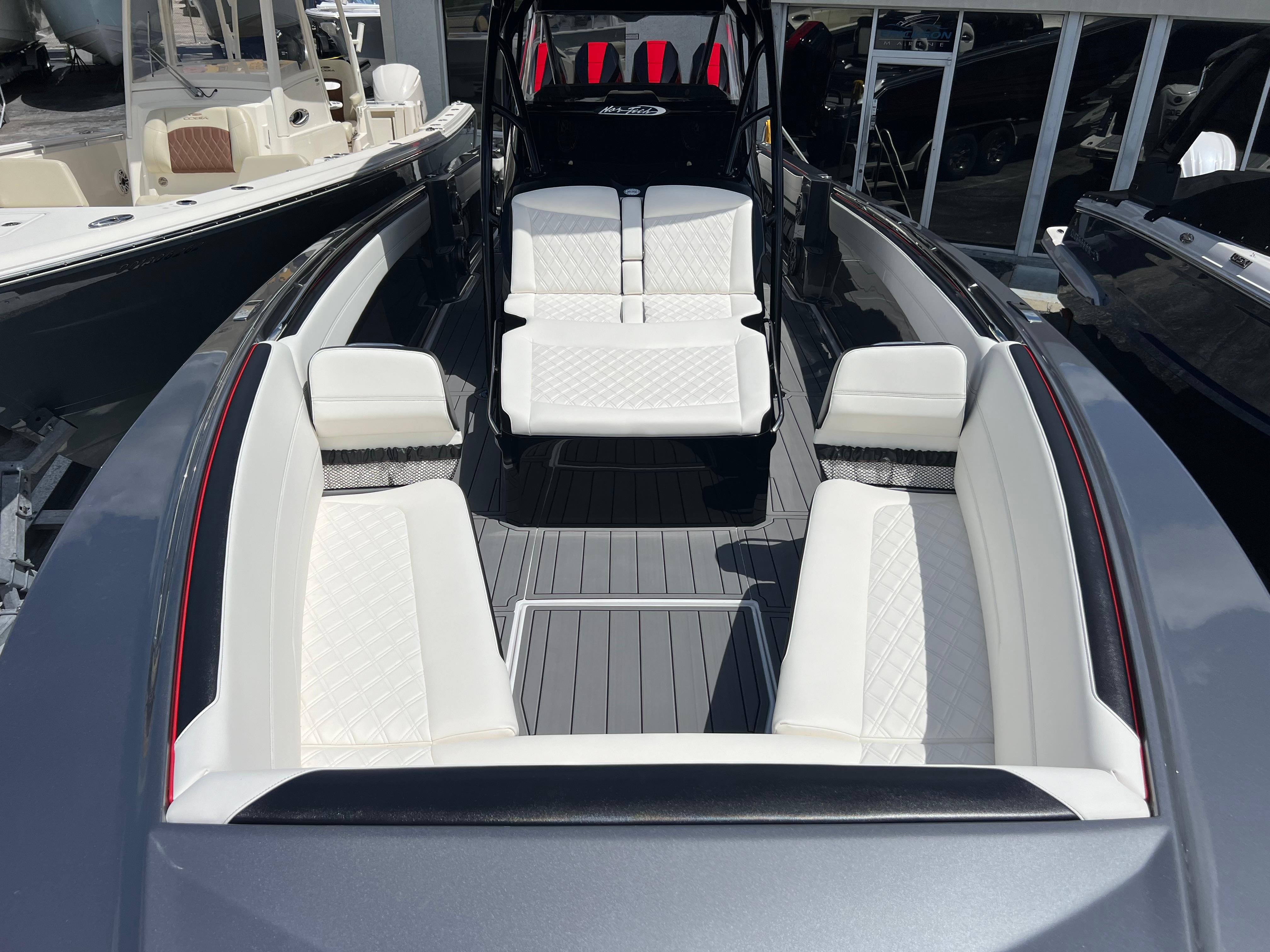 2025 Nor-Tech 390 Sport Center Console-17