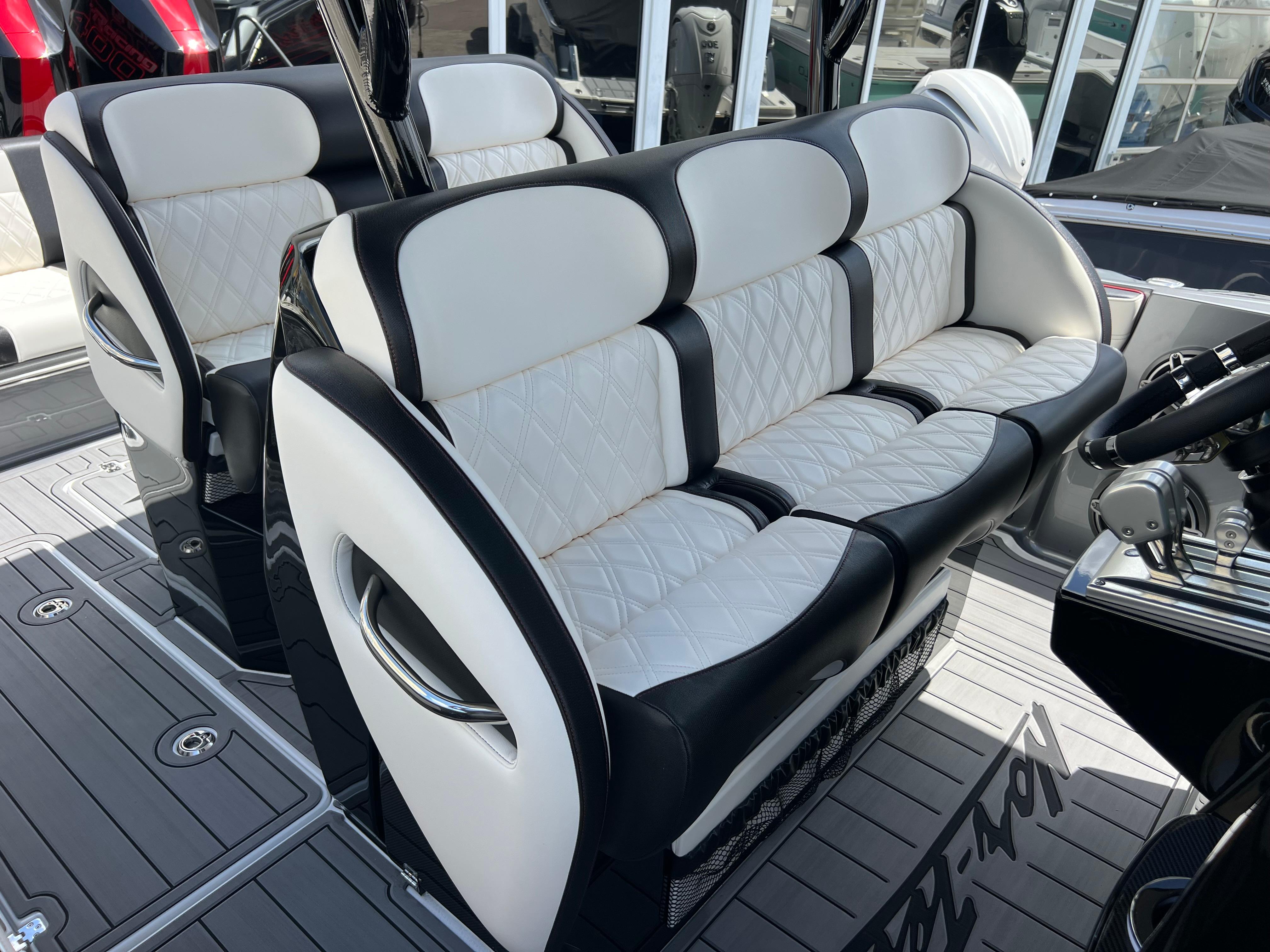 2025 Nor-Tech 390 Sport Center Console-20