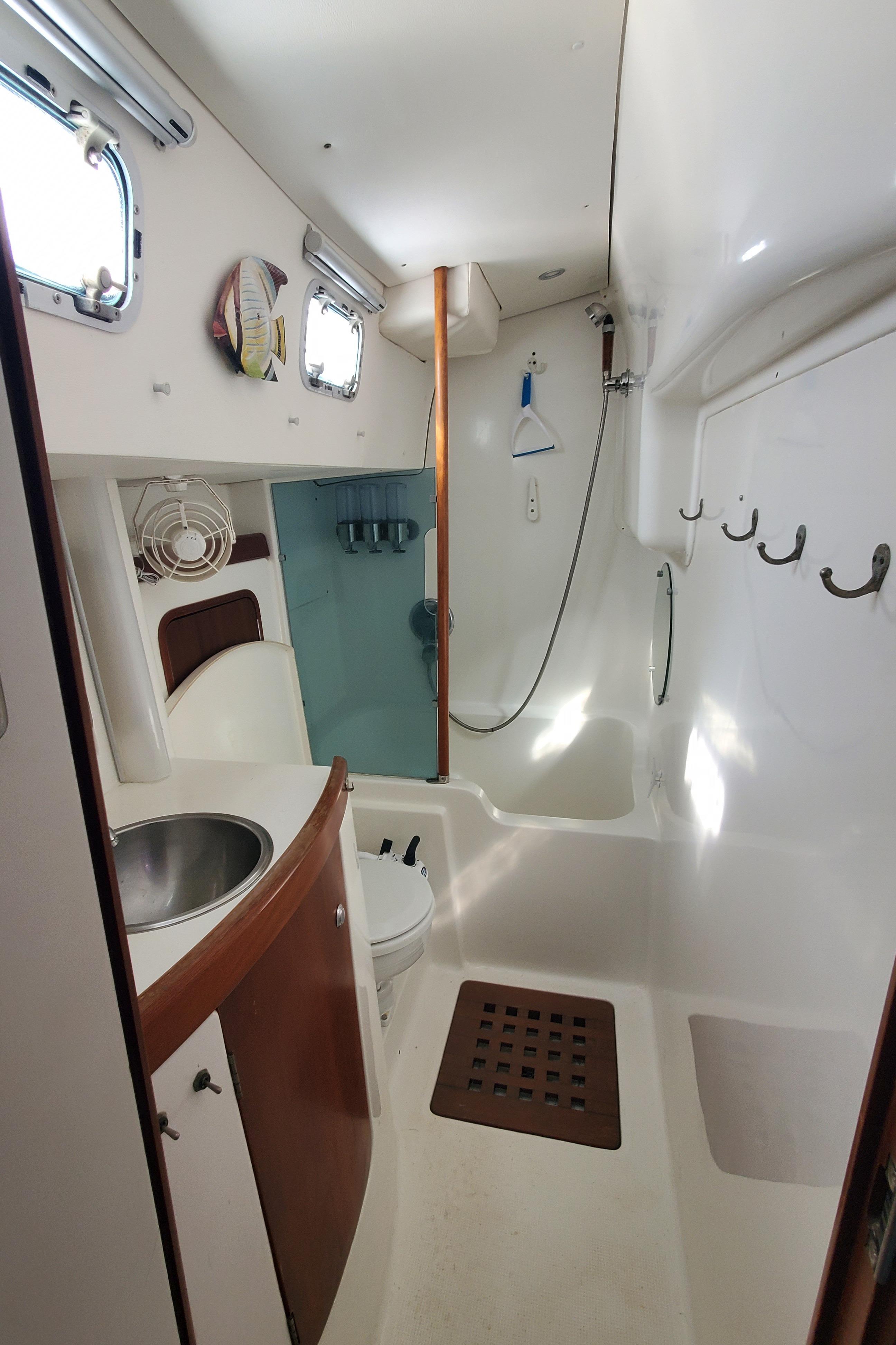 Yacht Photos Pics