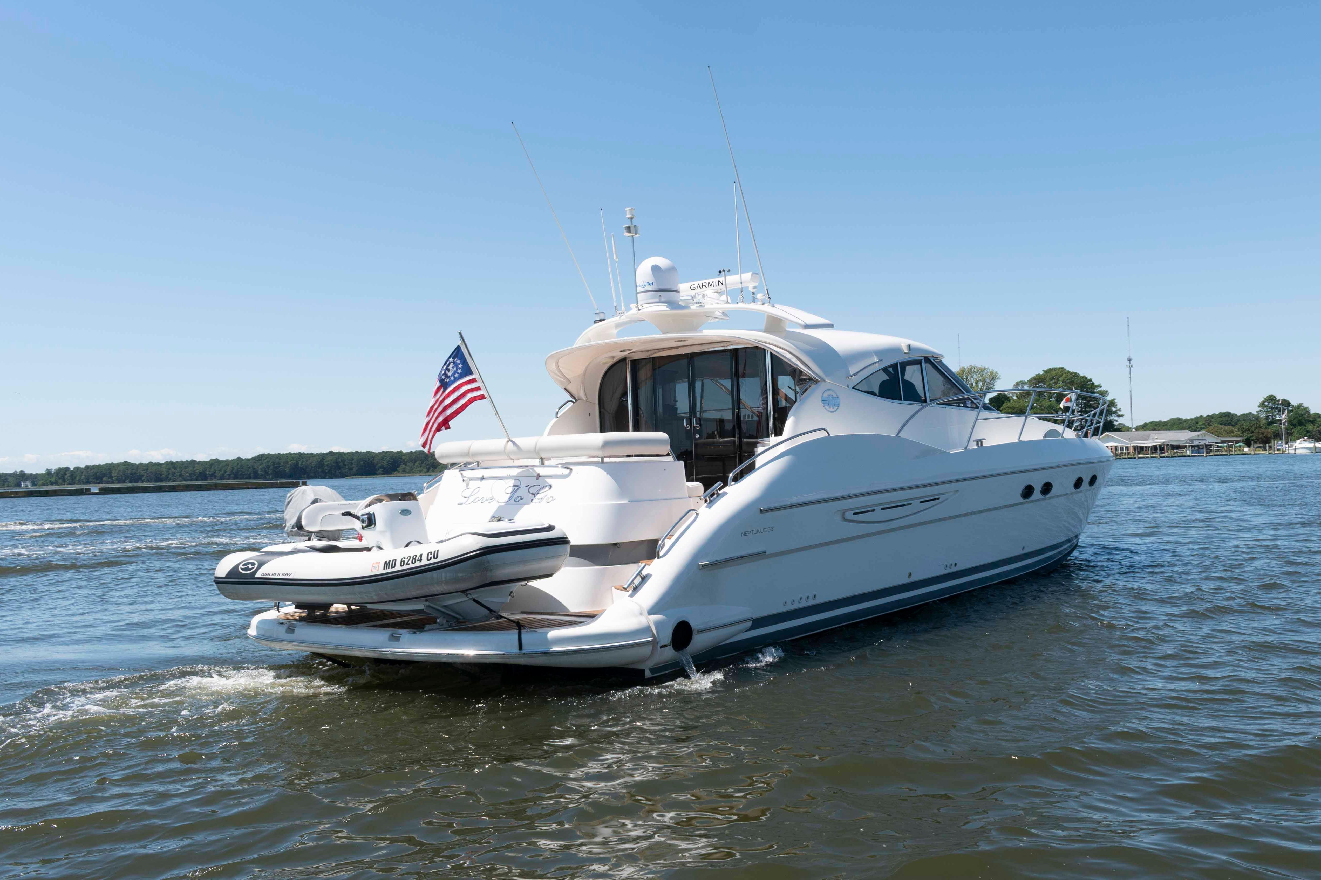 M 5551 WT Knot 10 Yacht Sales