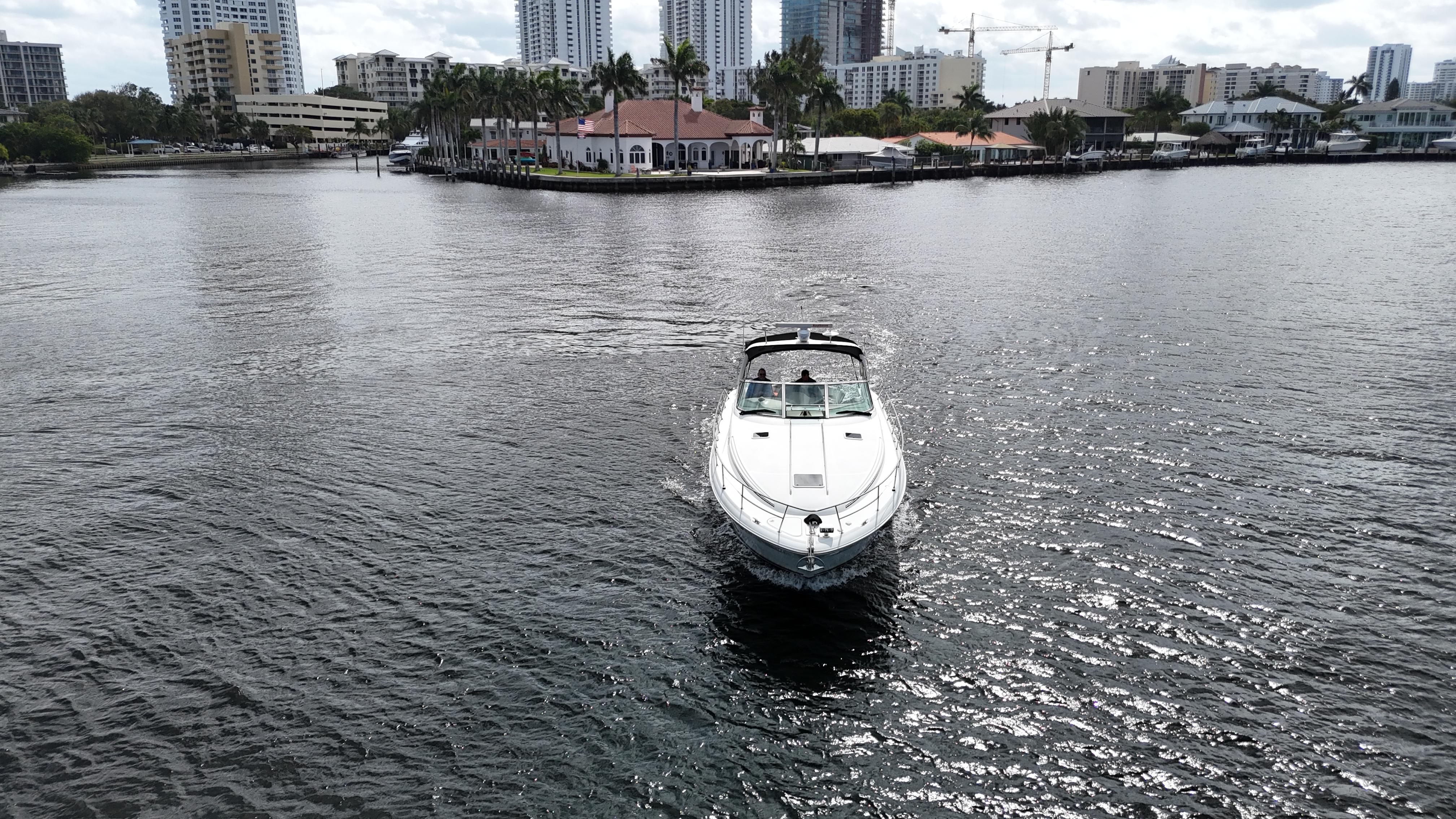 2001-sea-ray-380-sundancer-power-9690157-20250221123801325-1_XLARGE