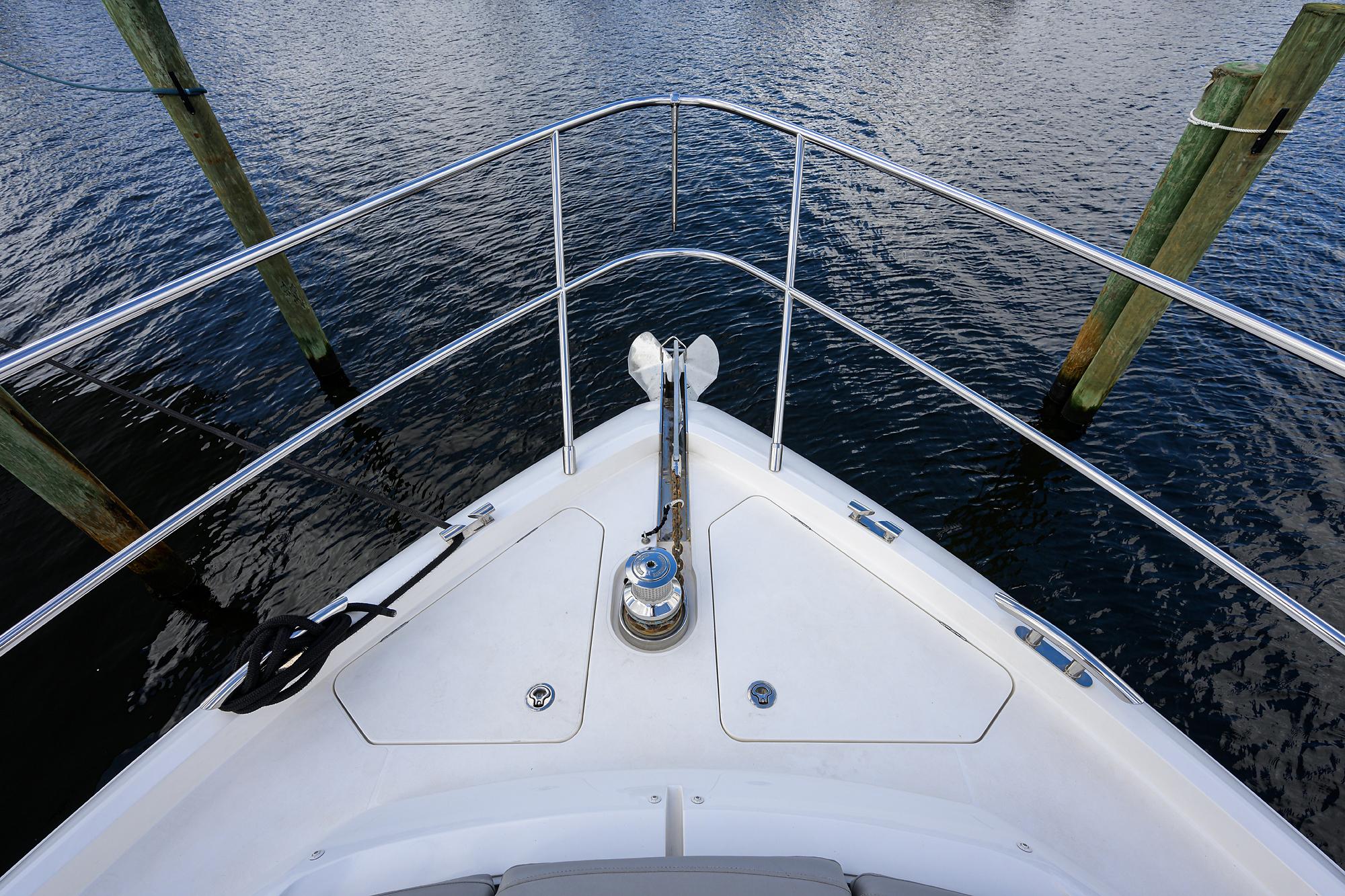 Princess S65 Gallant Lady - Bow
