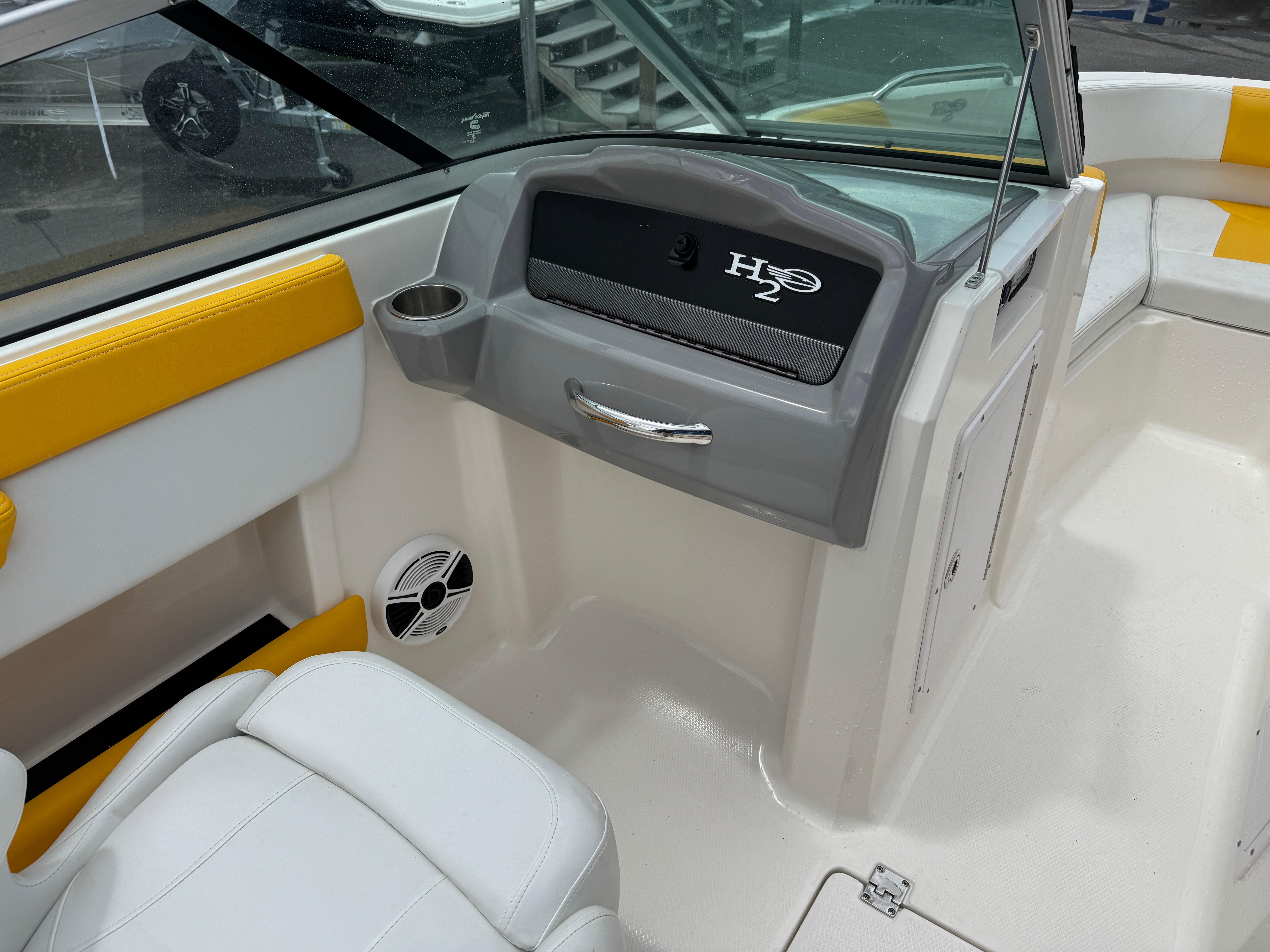2014-chaparral-21-sport-h2o-power-9830159-20250606133731406-1_xlarge