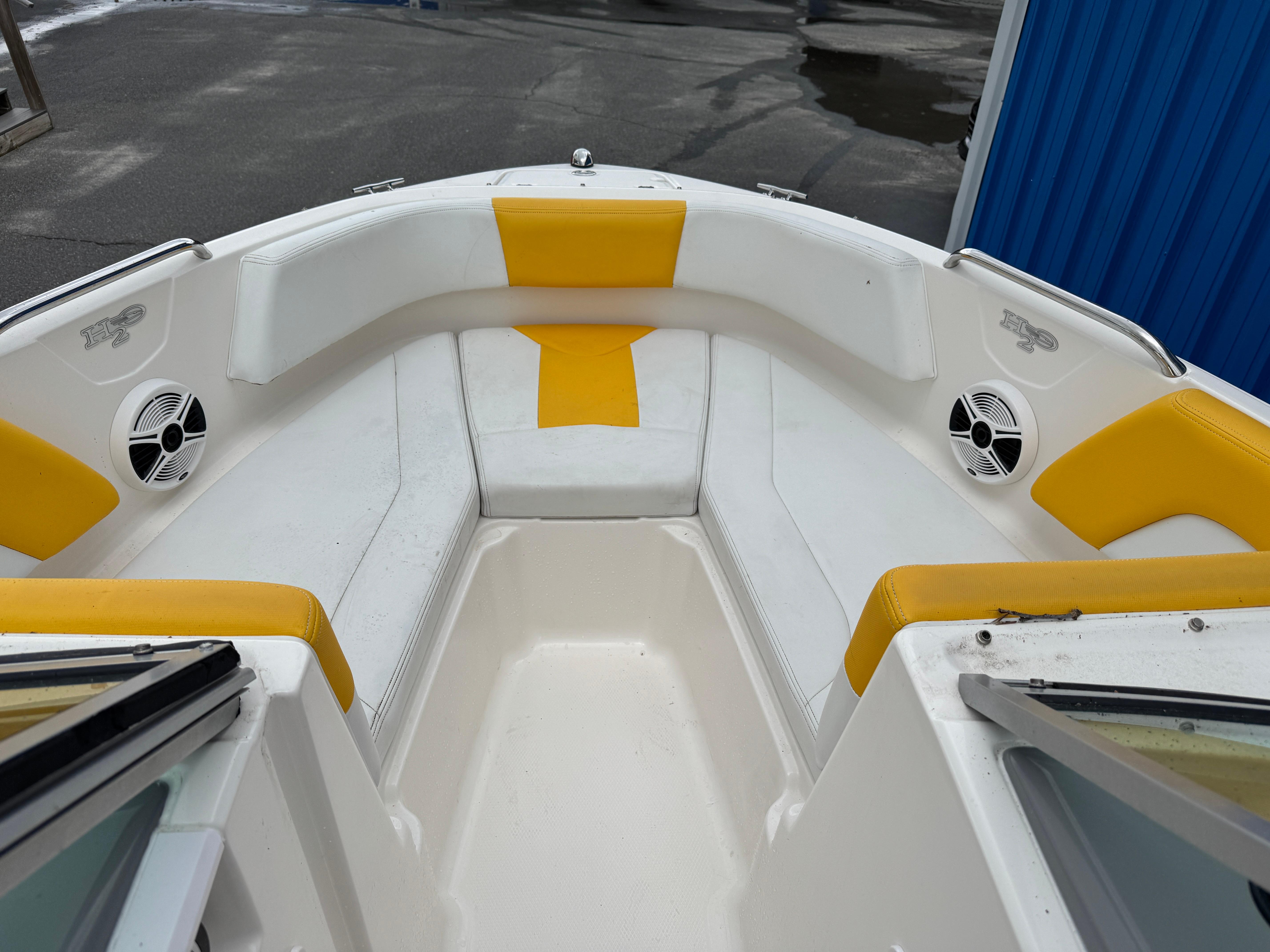 2014-chaparral-21-sport-h2o-power-9830159-20250606133807345-1_xlarge