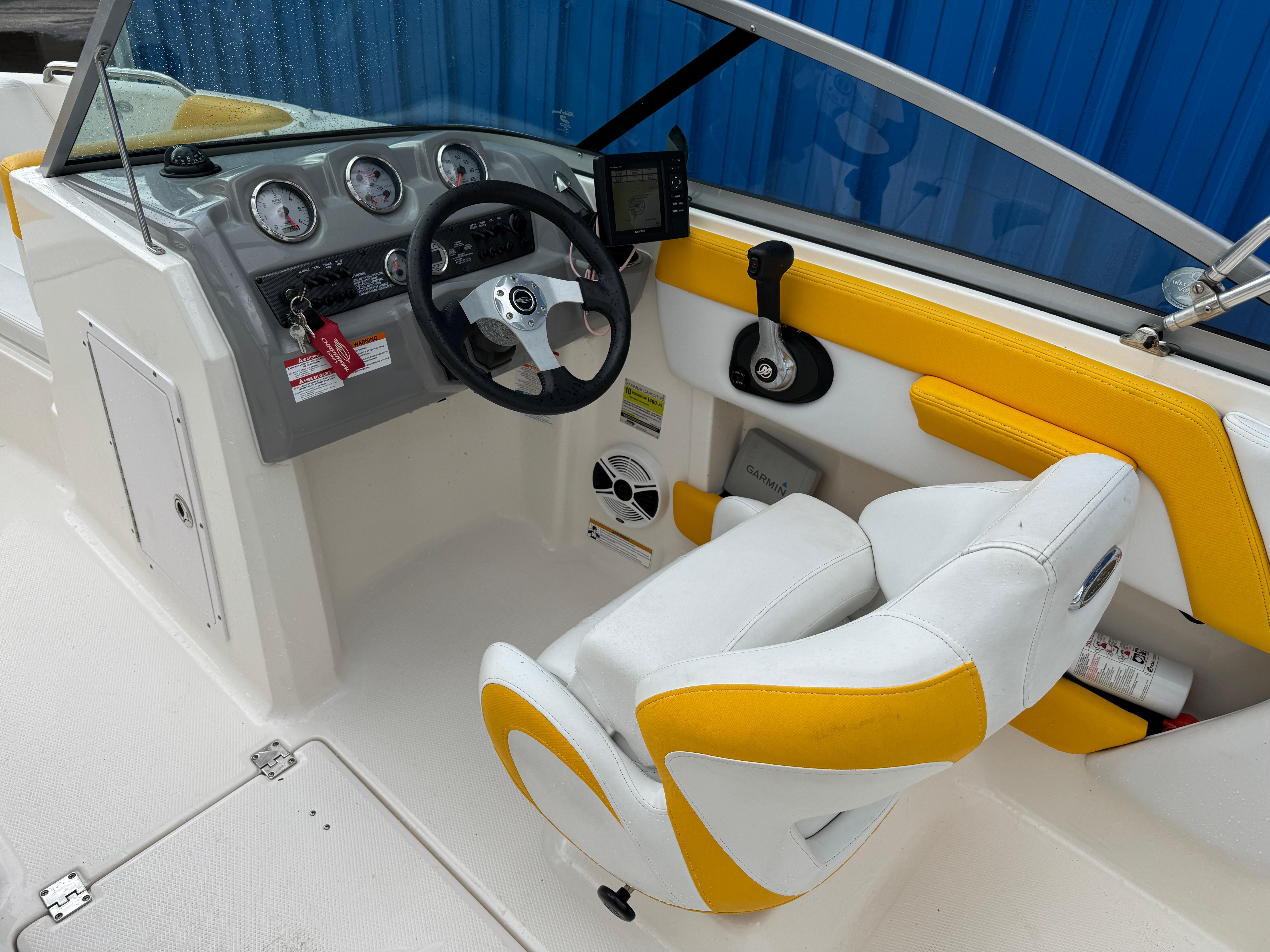 2014-chaparral-21-sport-h2o-power-9830159-20250606133903585-1_xlarge