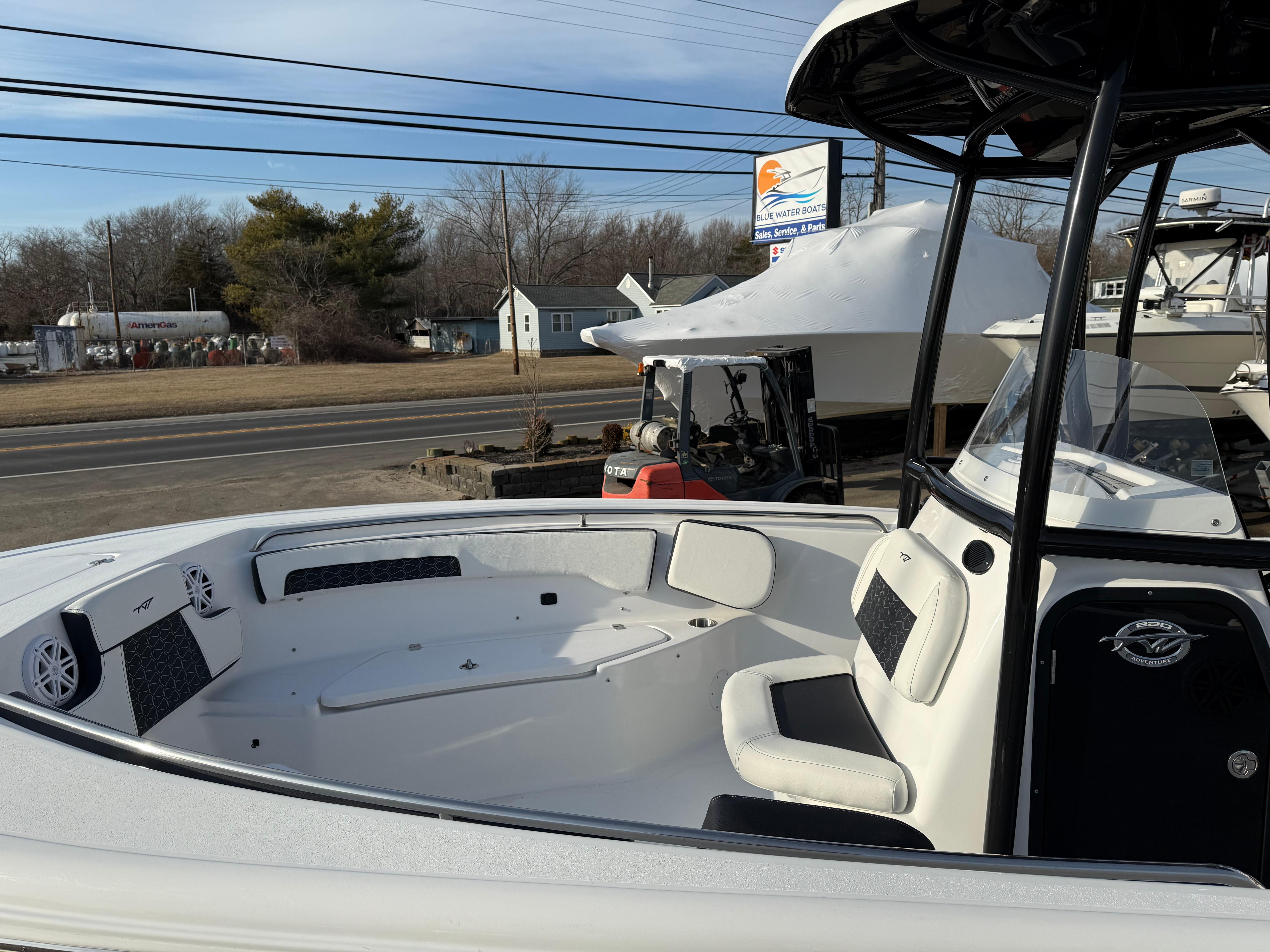 2025 Tidewater 220 CC Adventure-20