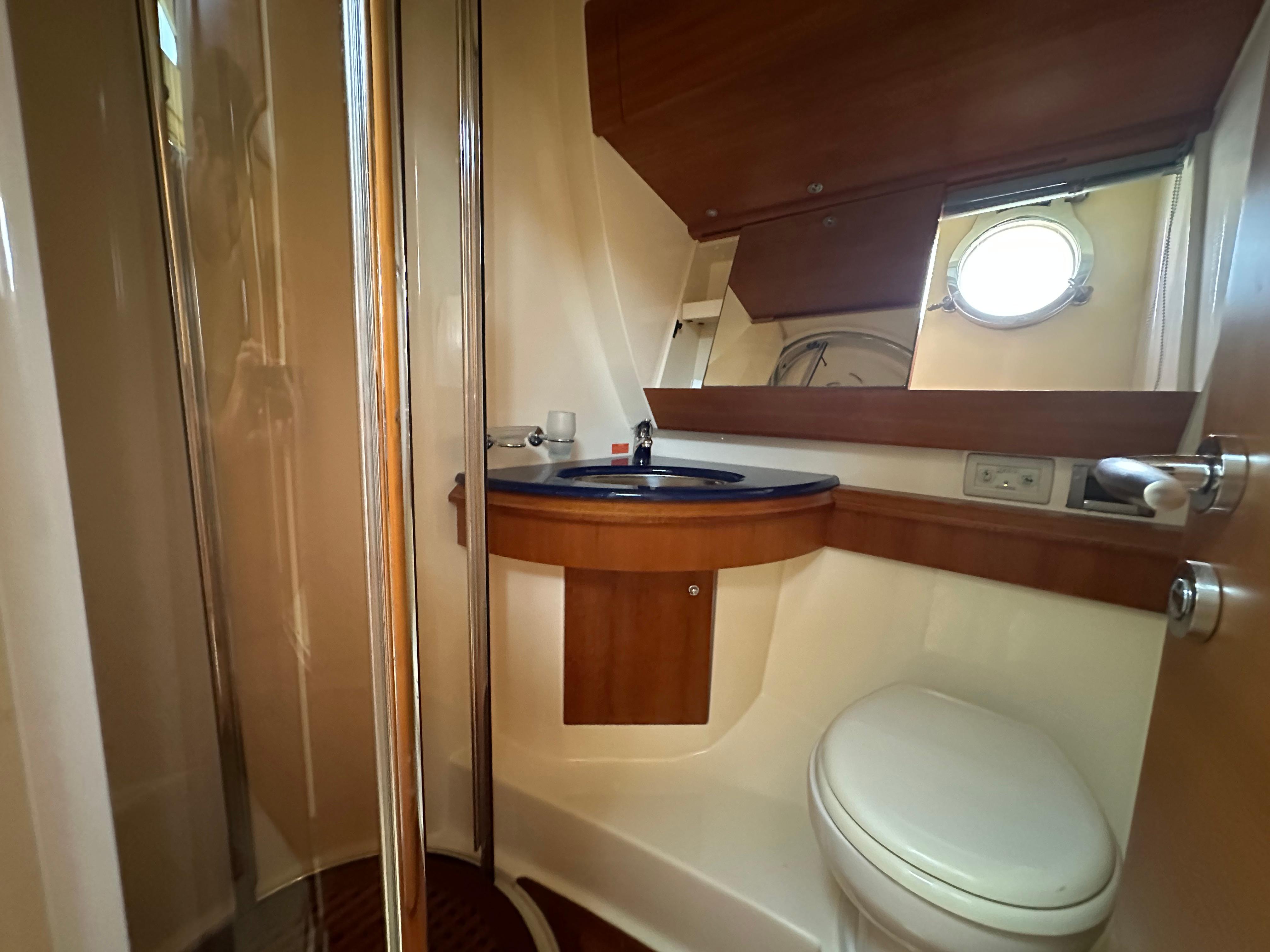 2006 Azimut 52 