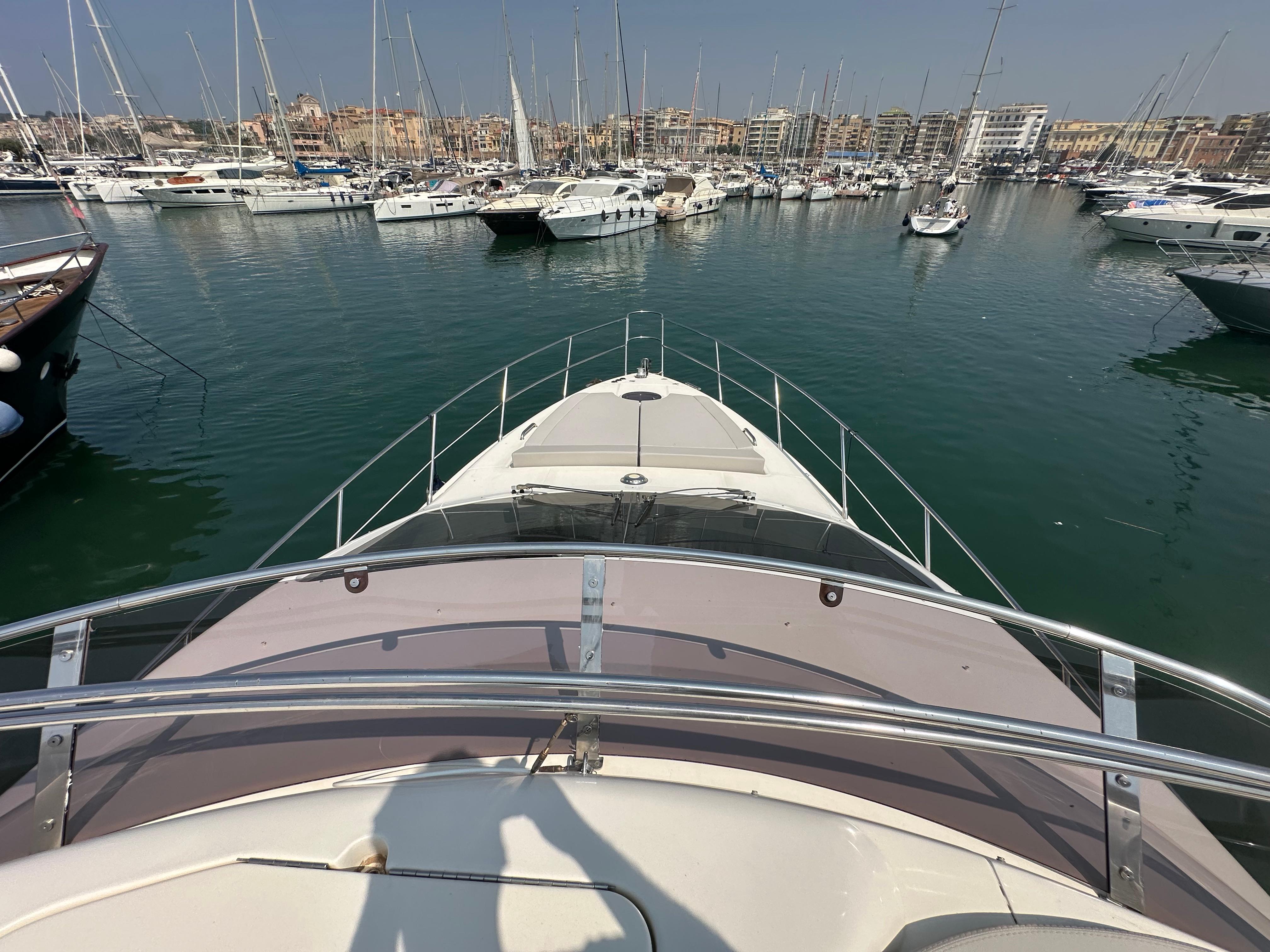 2006 Azimut 52 