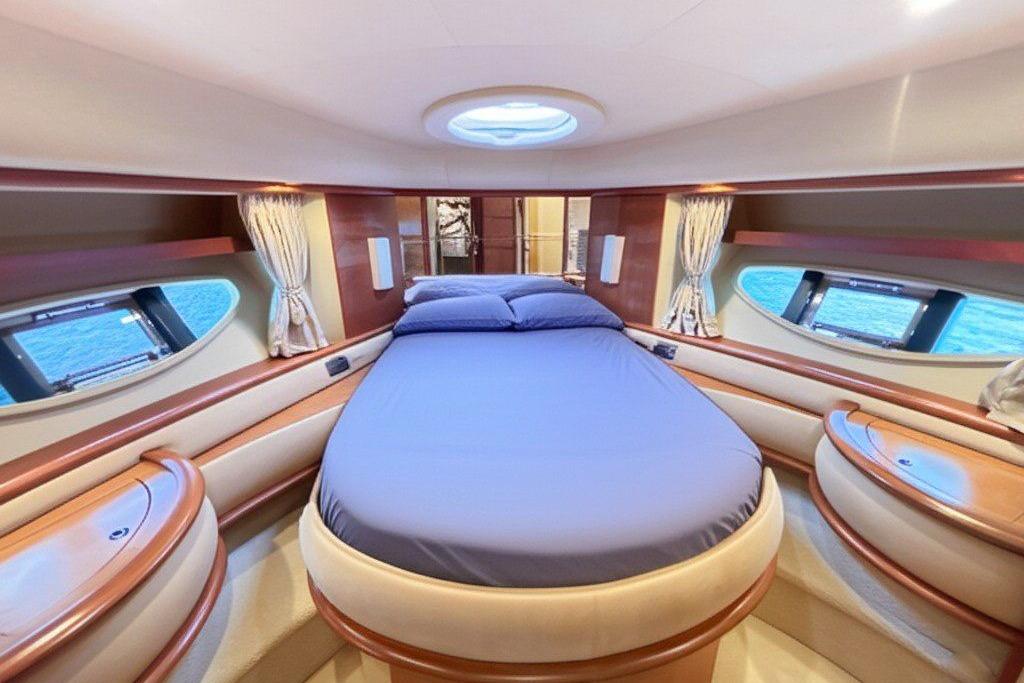 2009 Azimut 62e Power 10040163 20251216234858895 2