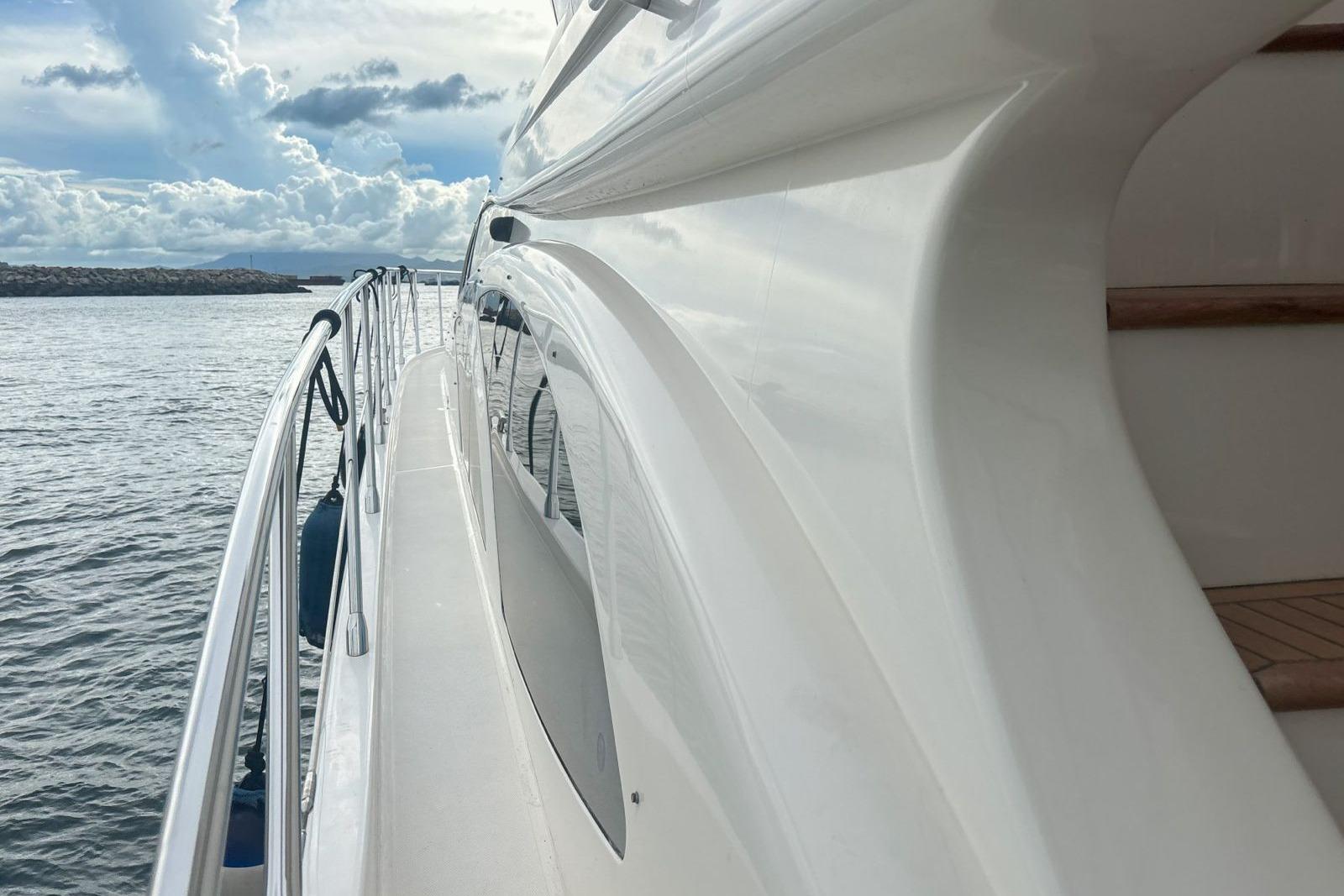 2009 Azimut 62e Power 10040163 20251216234902560 4