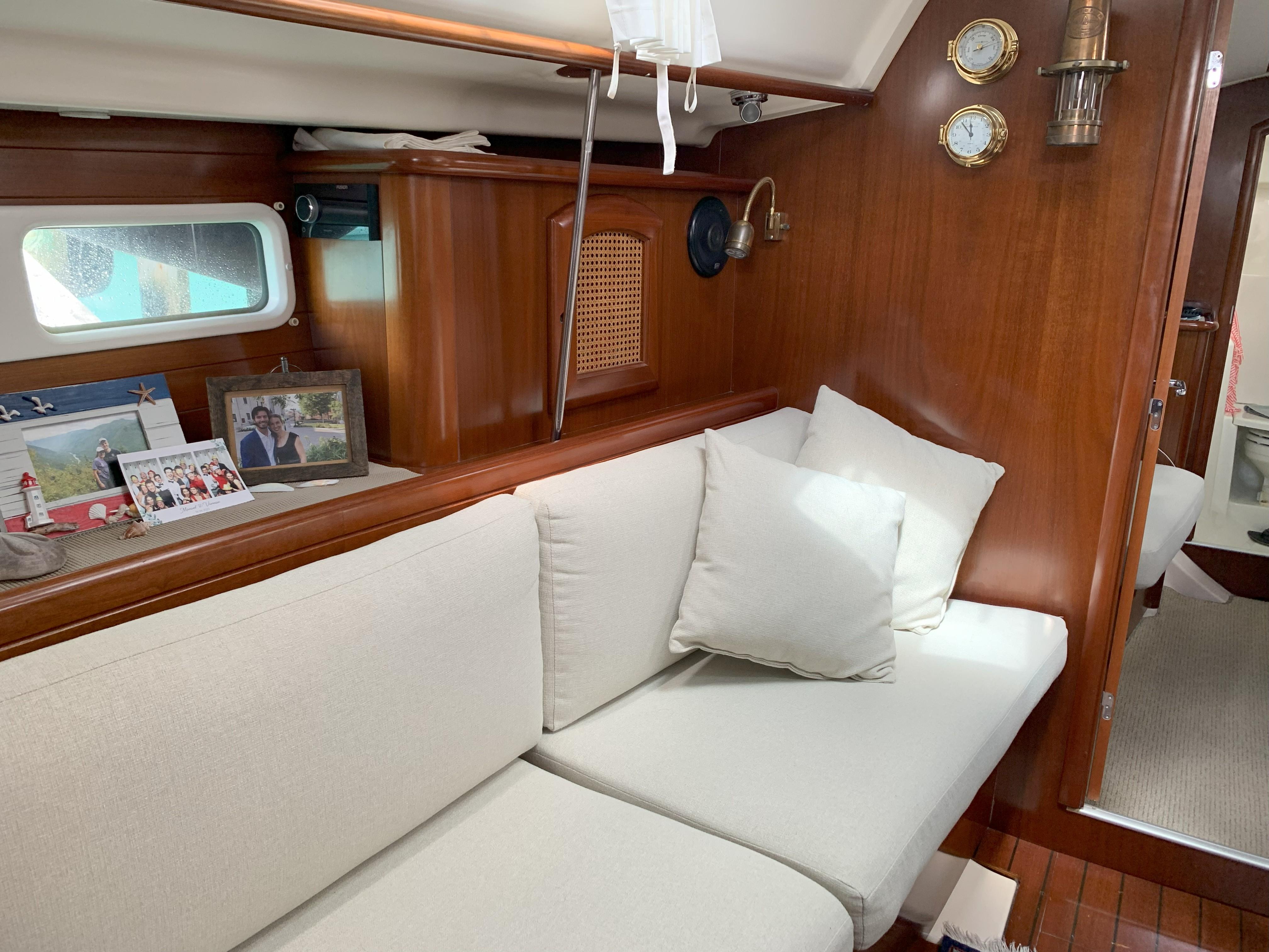 Yacht Photos Pics