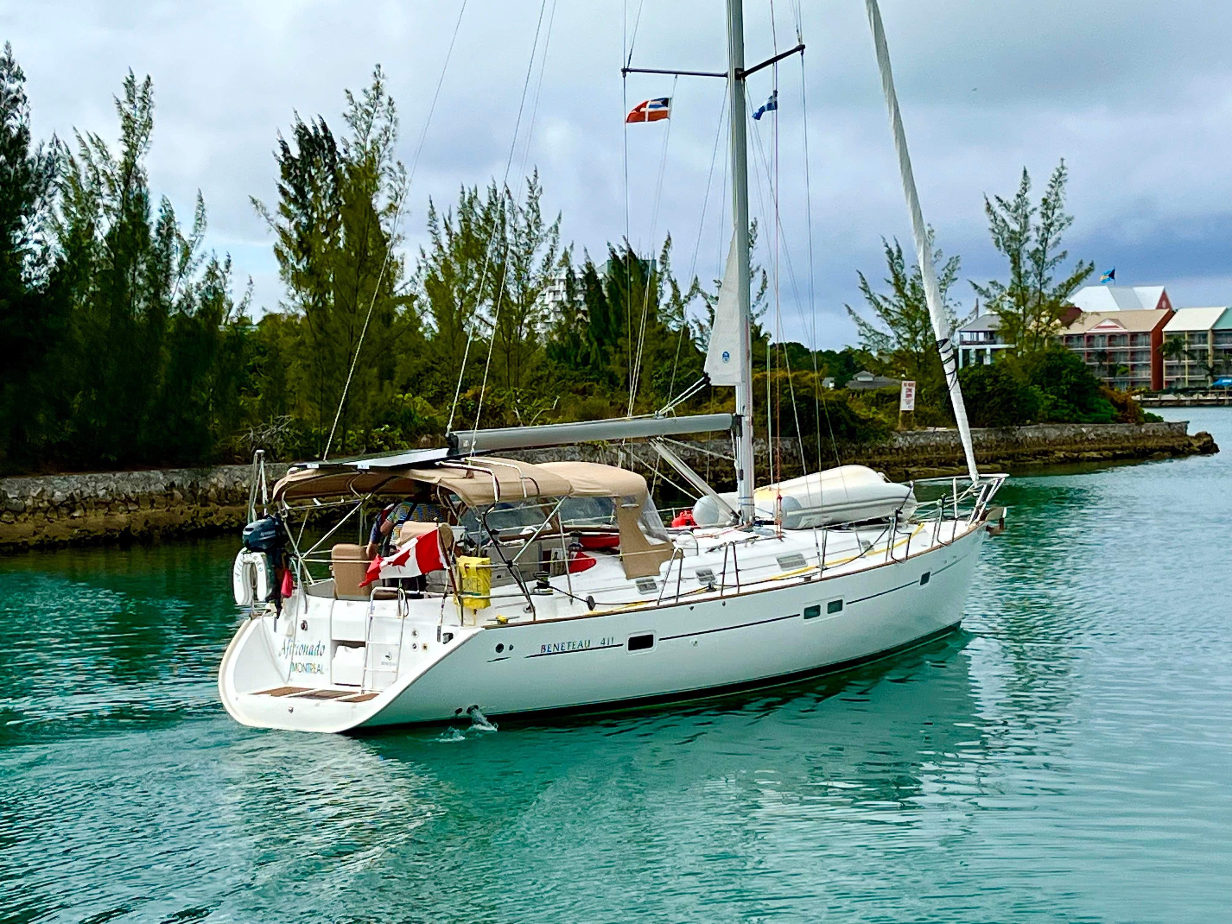 Yacht Photos Pics